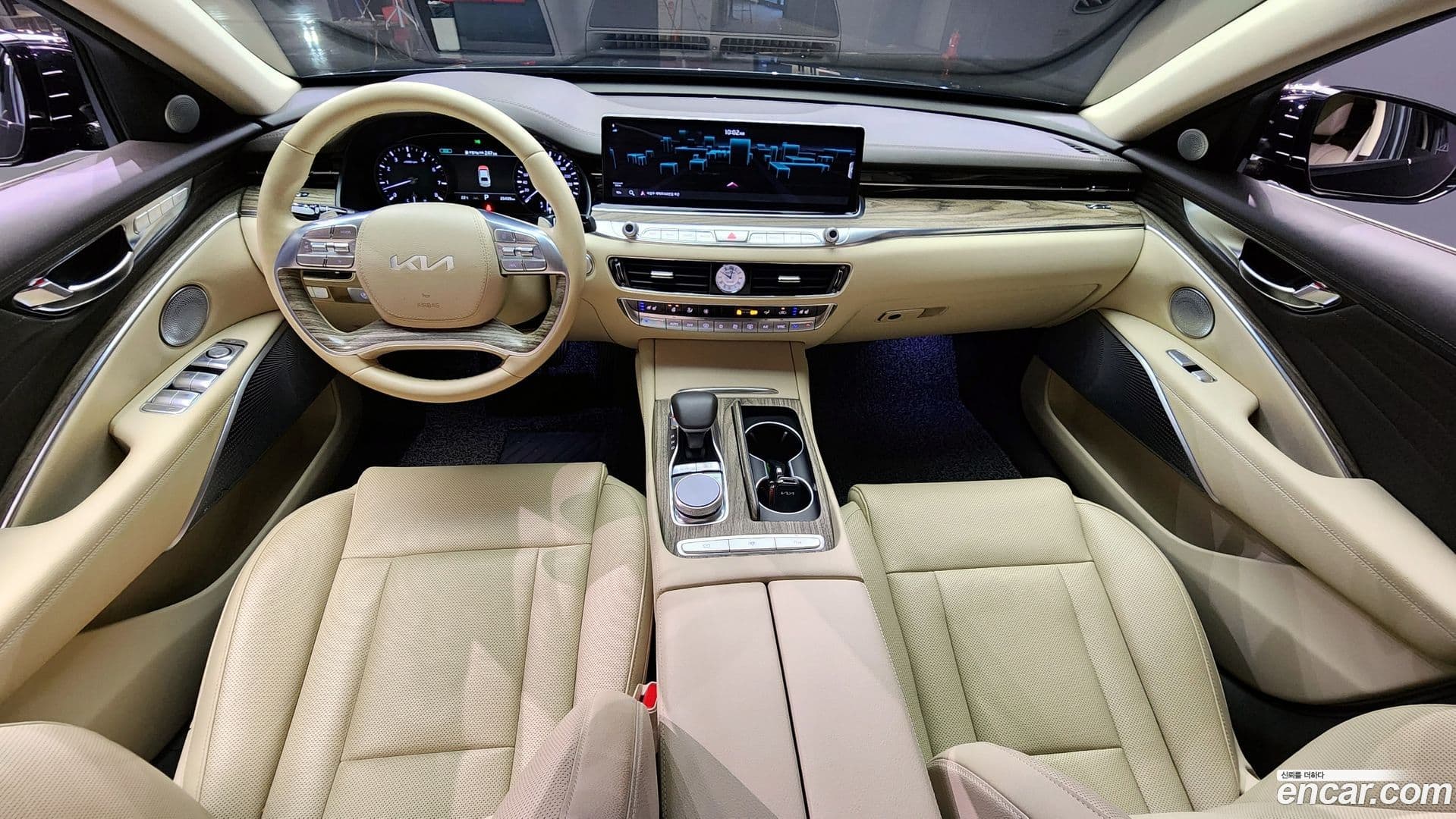 Main__Slider__Photo:K9 Kia 2022.3-6