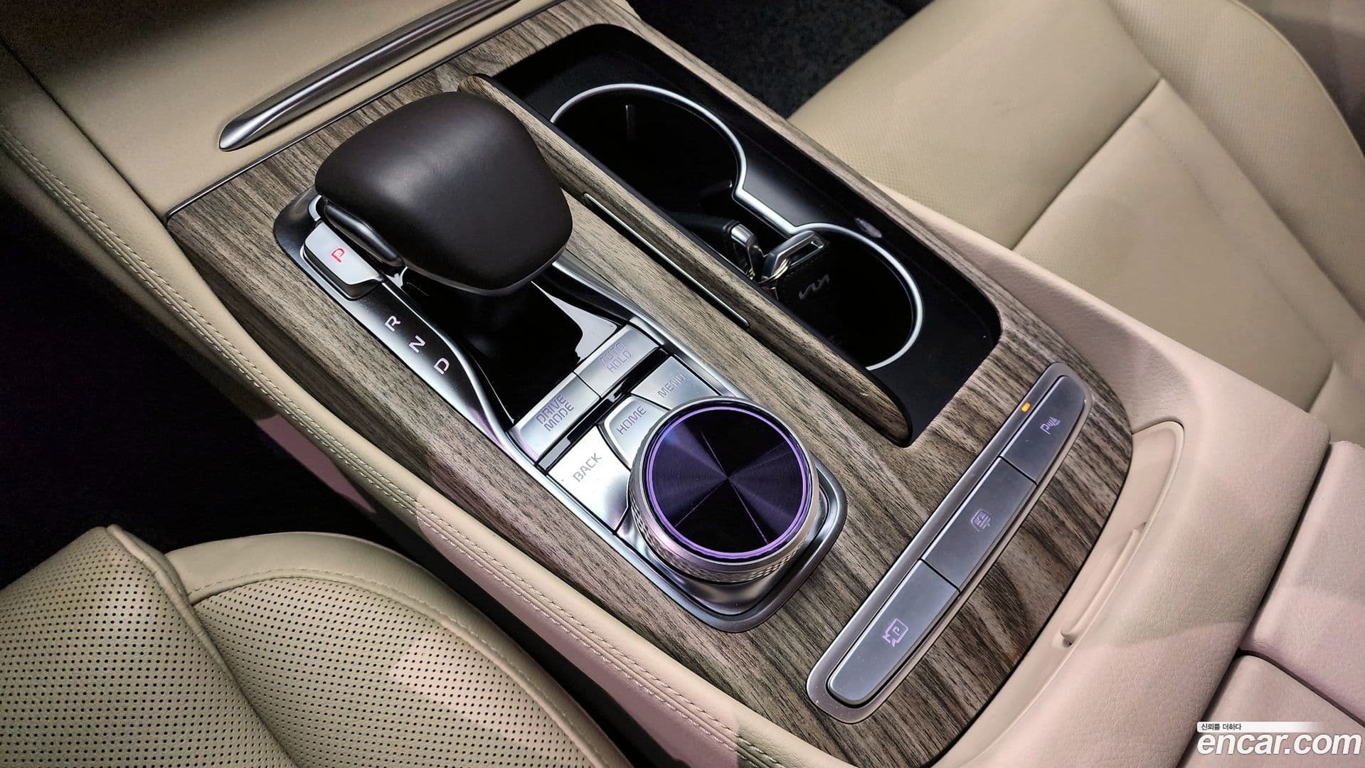 Main__Slider__Photo:K9 Kia 2022.3-8