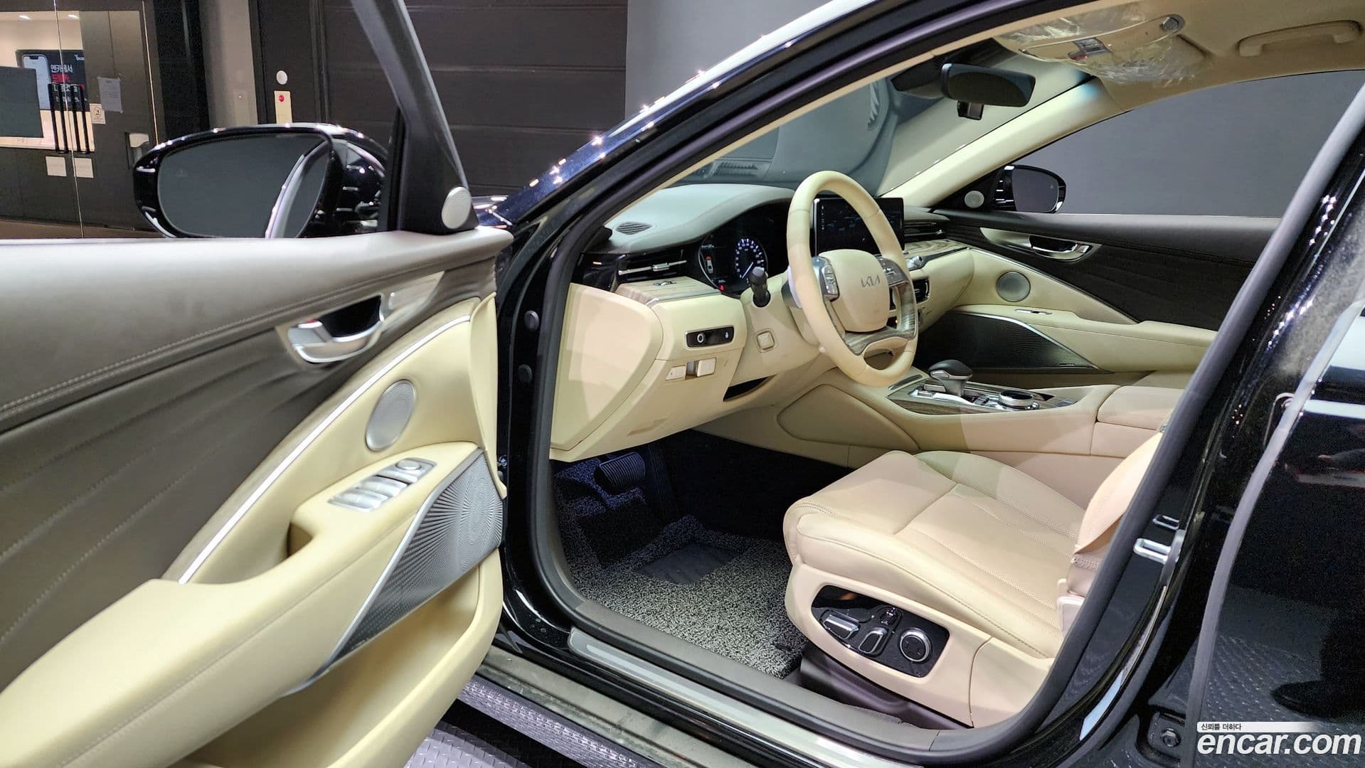 Main__Slider__Photo:K9 Kia 2022.3-10