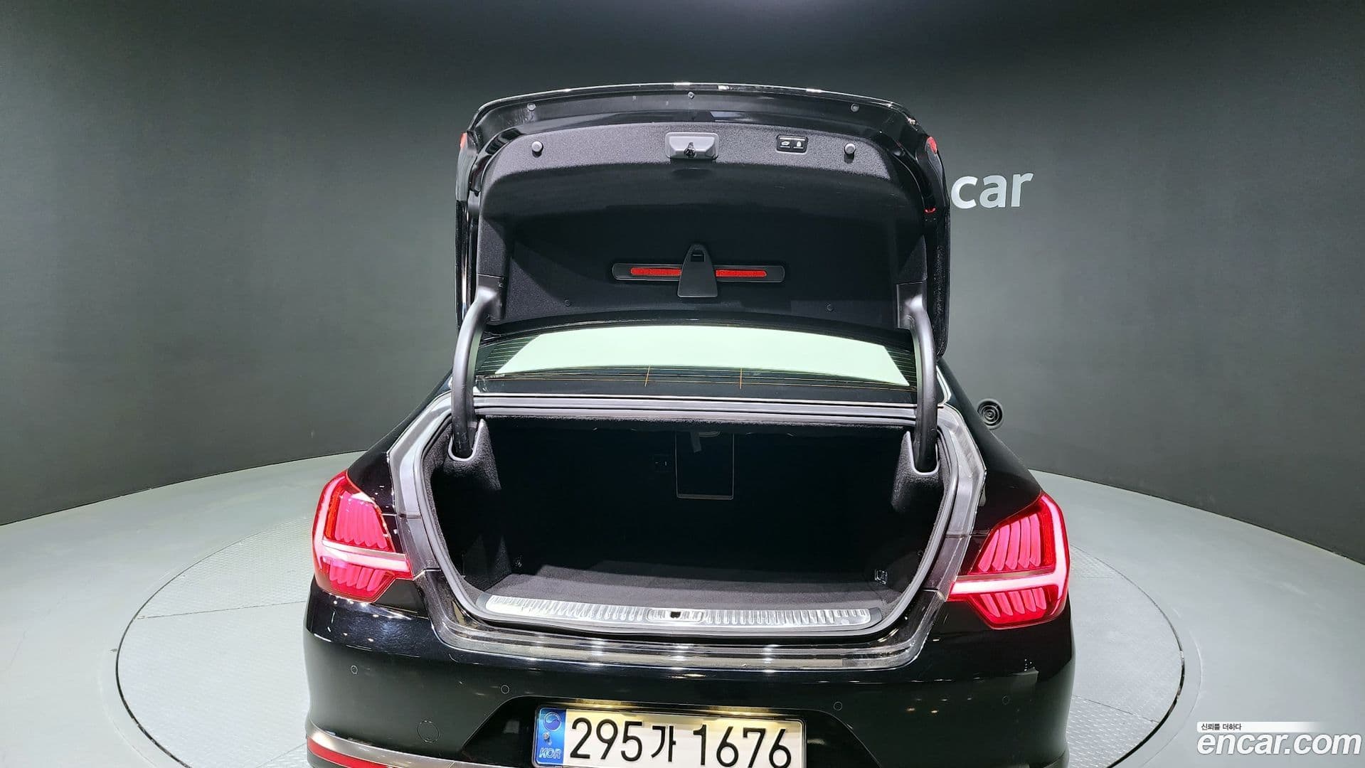 Main__Slider__Photo:K9 Kia 2022.3-19