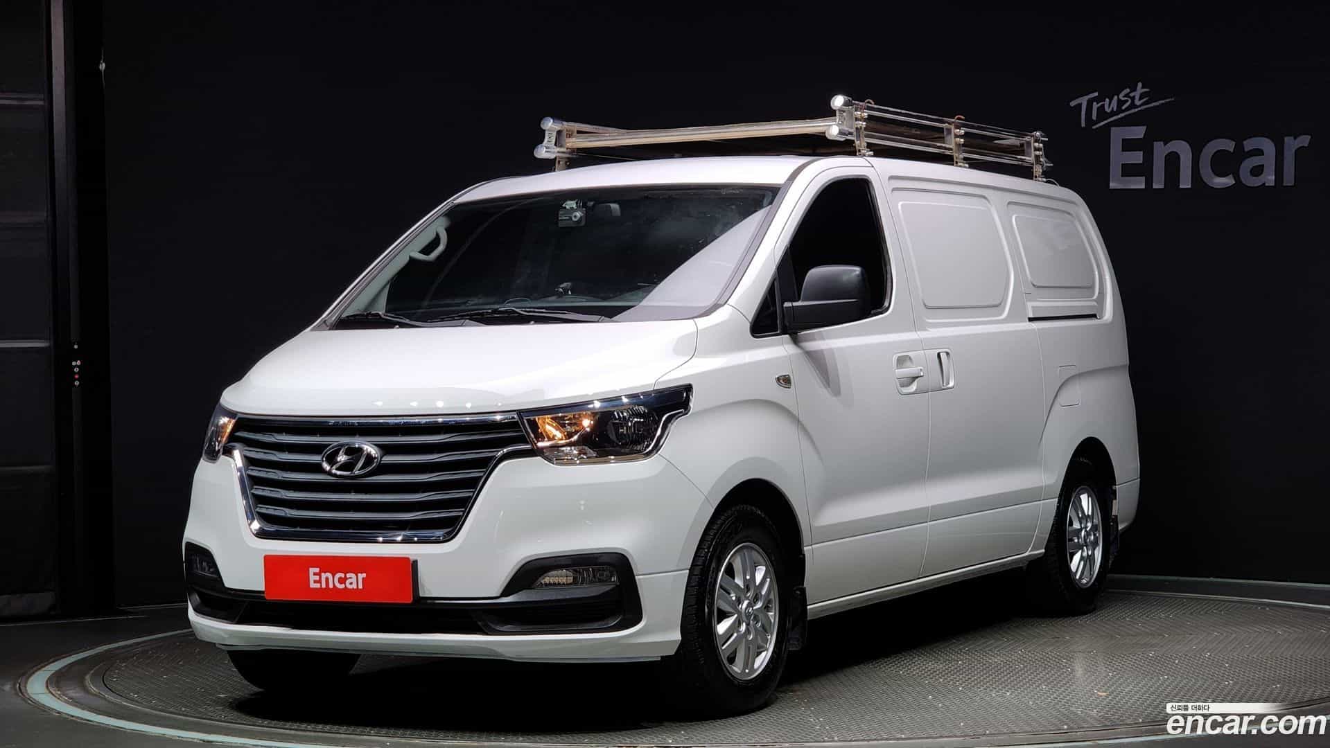 Starex Hyundai 2018.8-OUTER-001