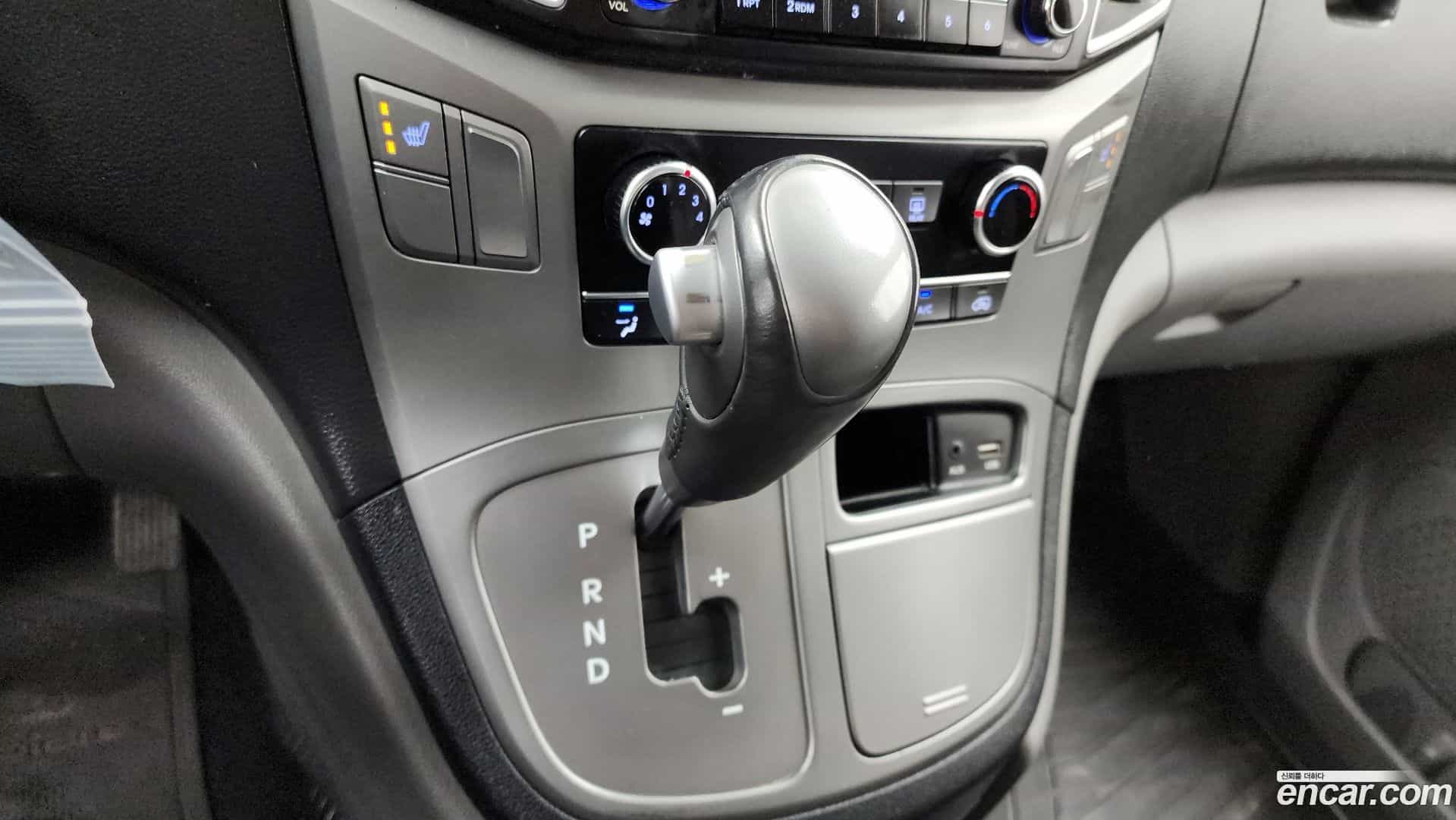 Starex Hyundai 2018.8-INNER-009