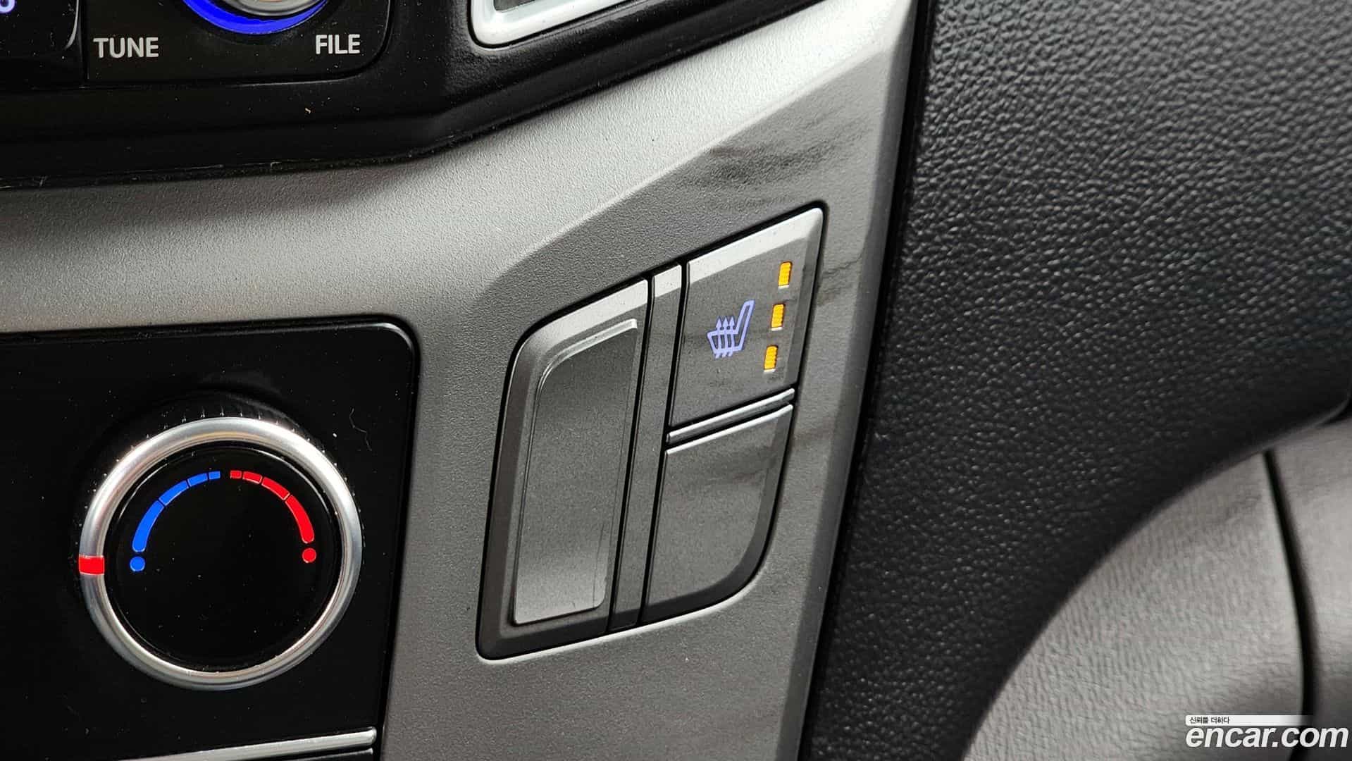 Starex Hyundai 2018.8-OPTION-022