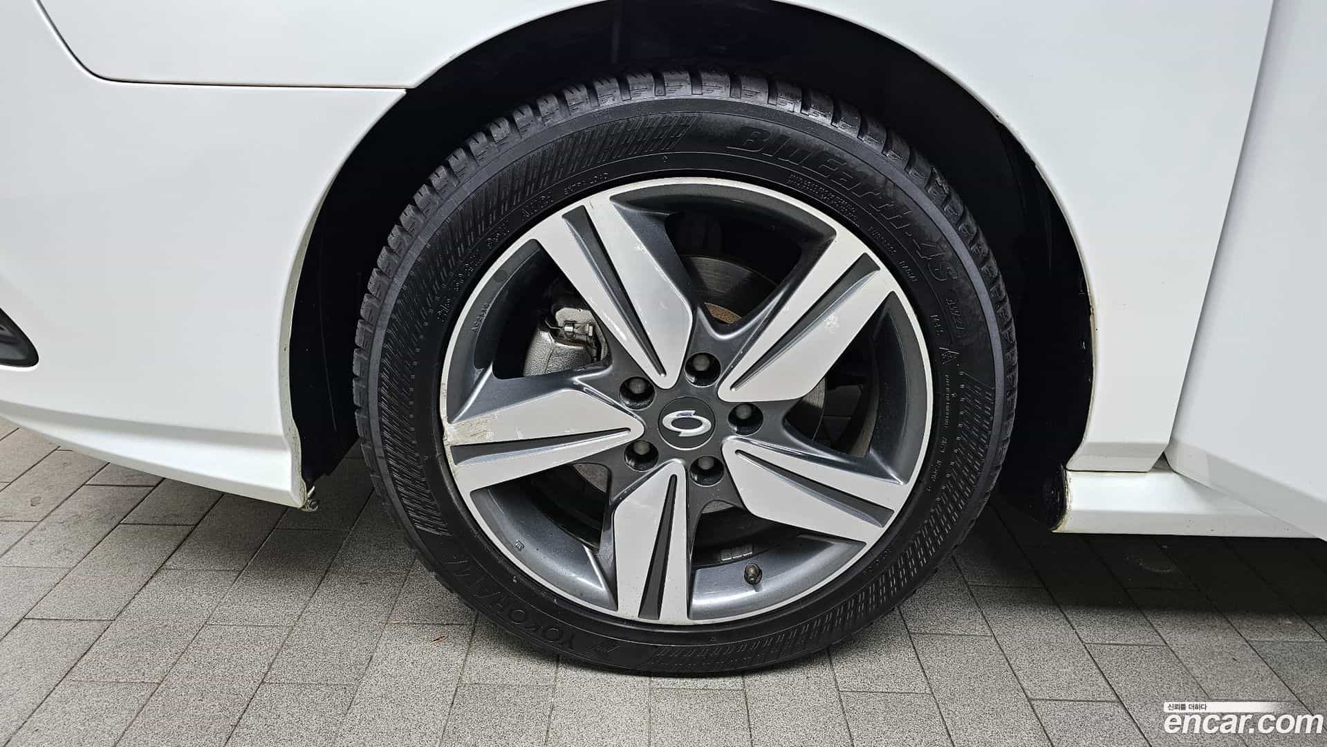 SM5 Renault-KoreaSamsung 2013.7-OUTER-005