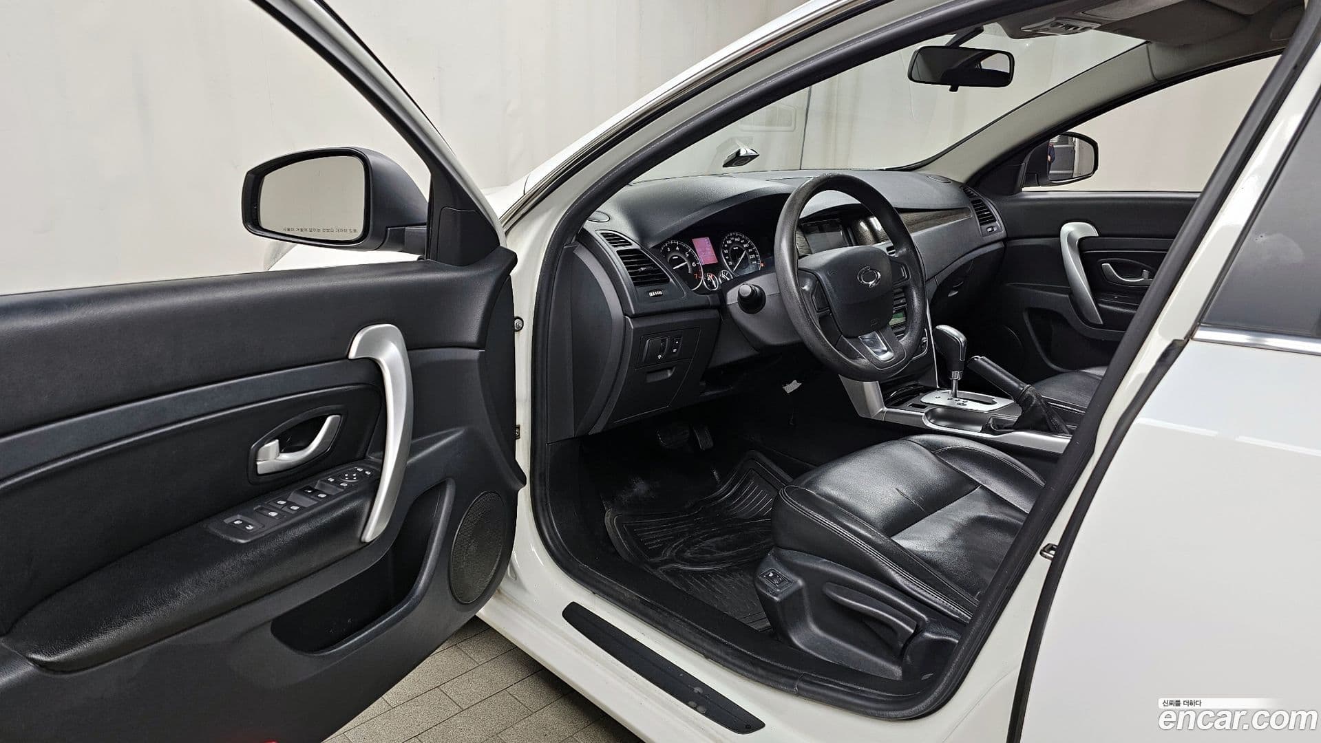 Main__Slider__Photo:SM5 Renault-KoreaSamsung 2013.7-9