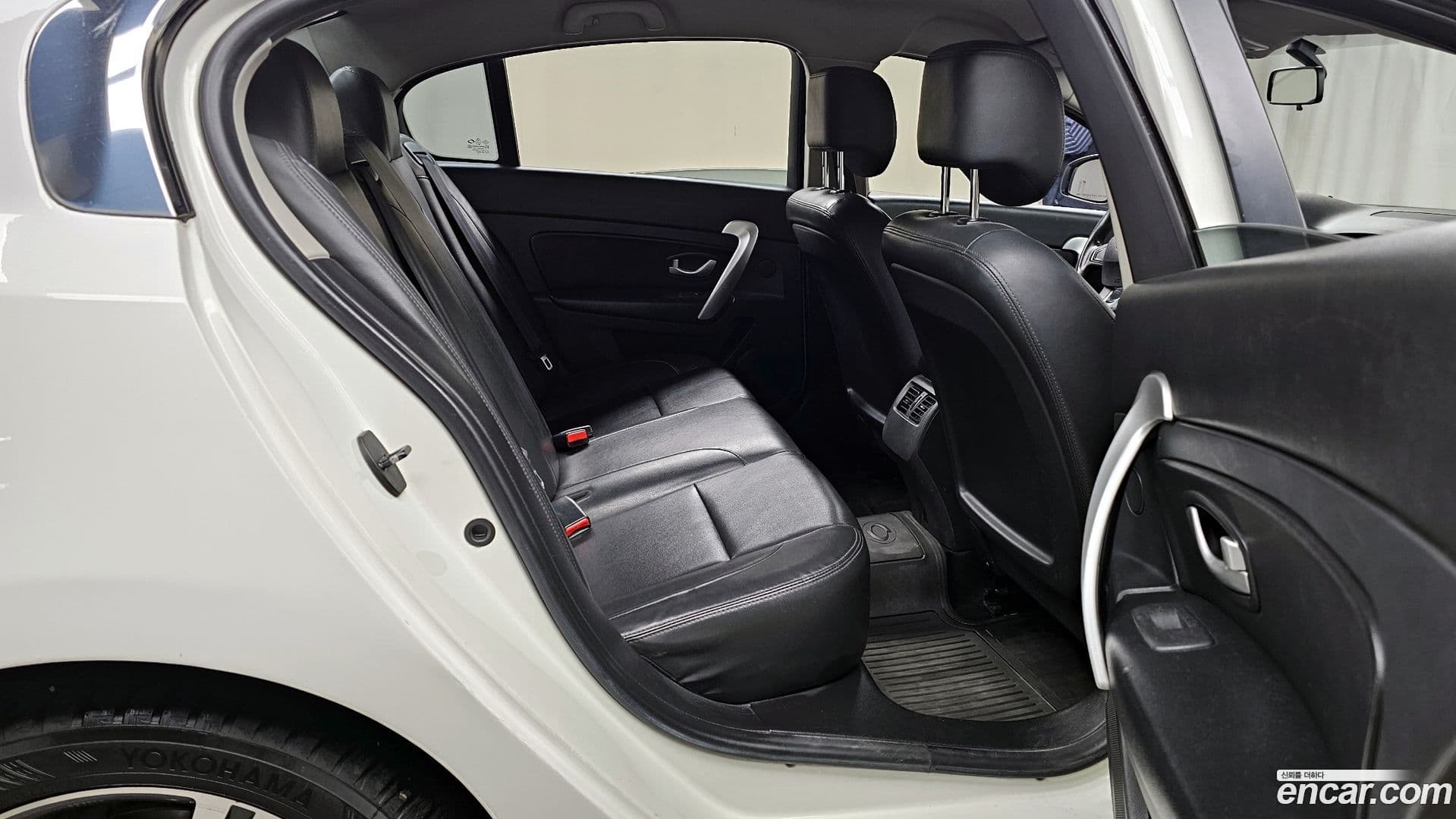 Main__Slider__Photo:SM5 Renault-KoreaSamsung 2013.7-11