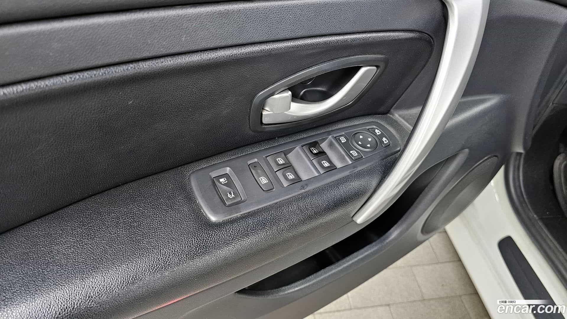 SM5 Renault-KoreaSamsung 2013.7-OPTION-018