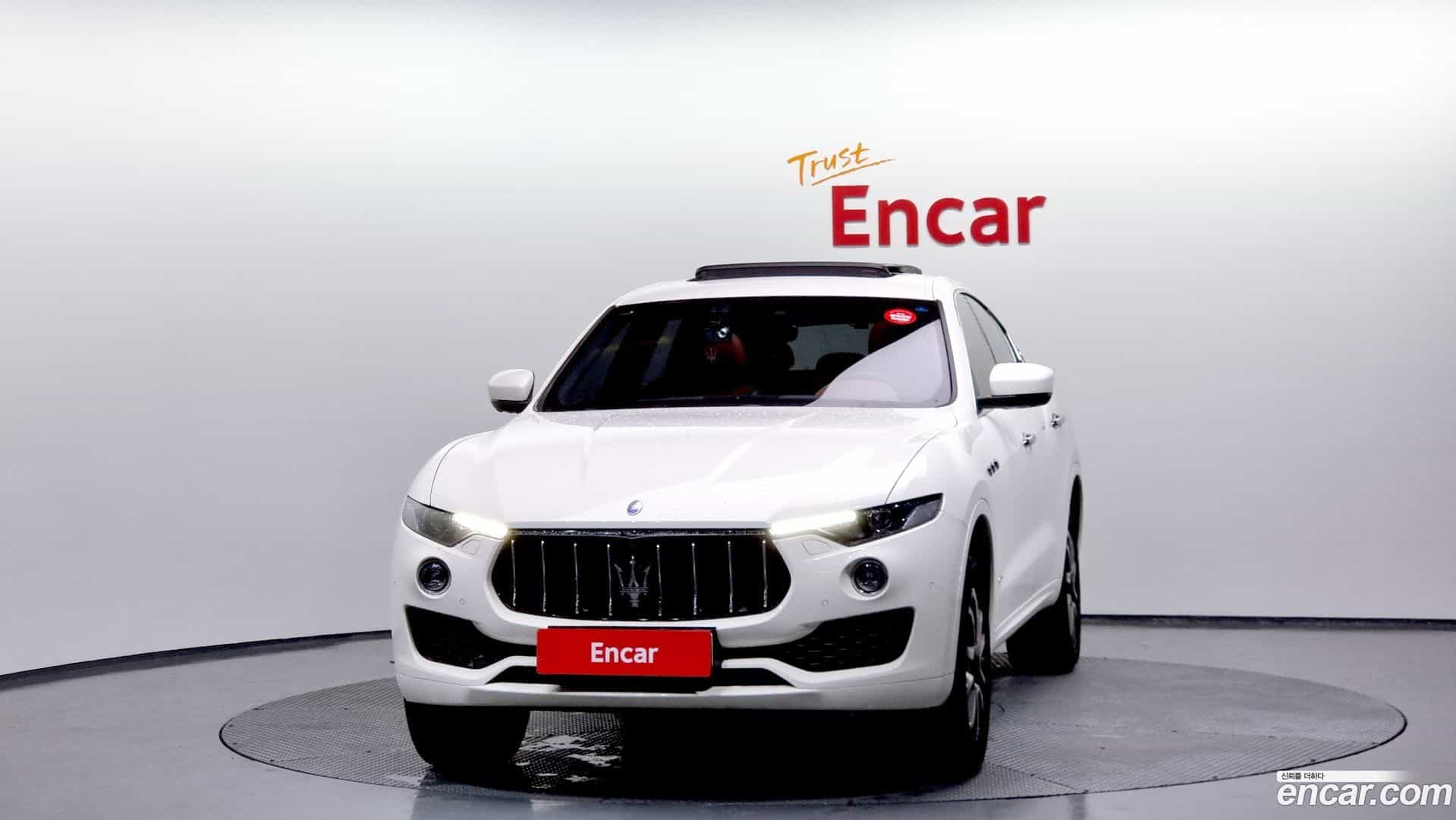 Levante Maserati 2018.0-OUTER-003