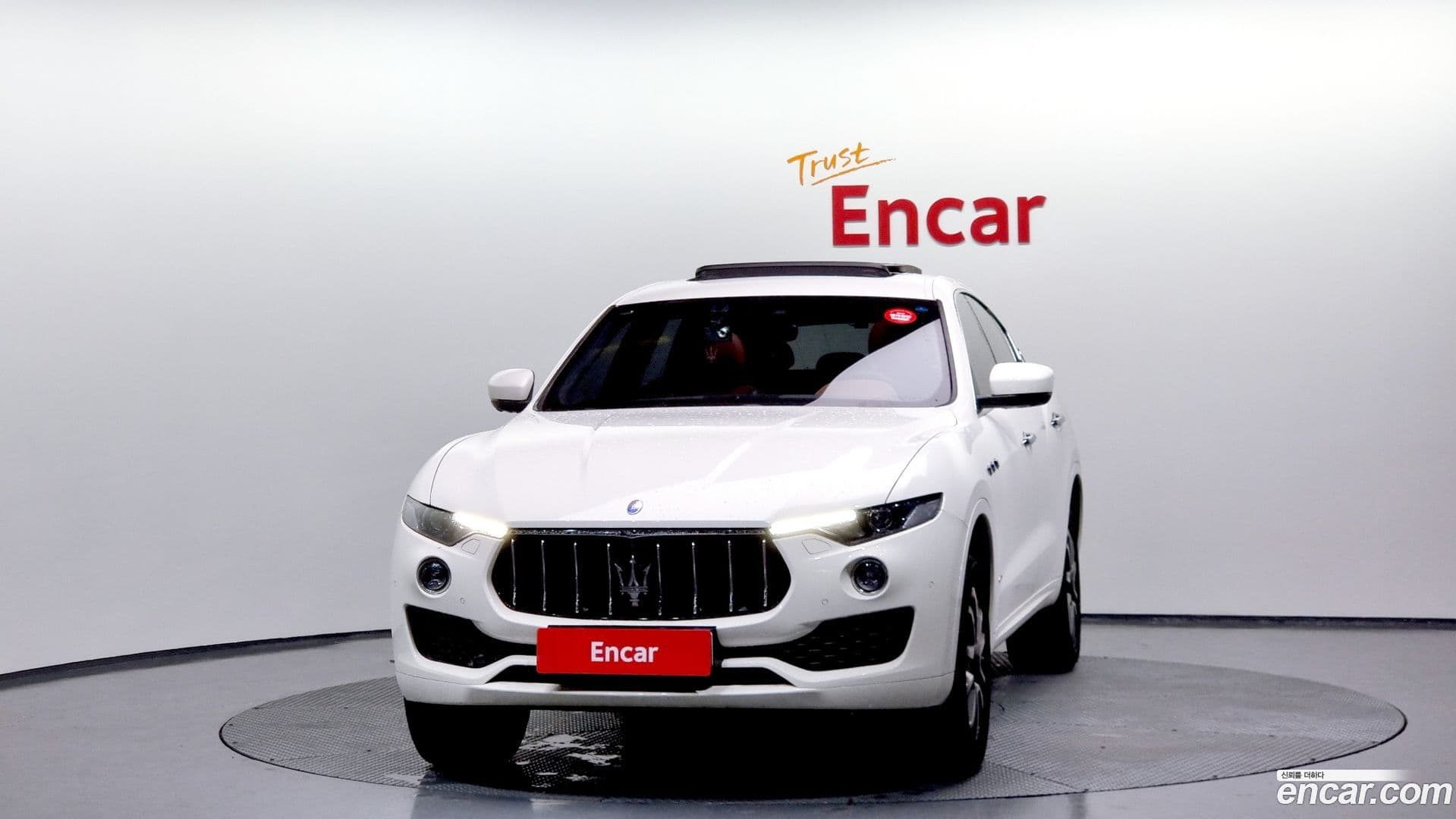 Main__Slider__Photo:Levante Maserati 2018.0-2