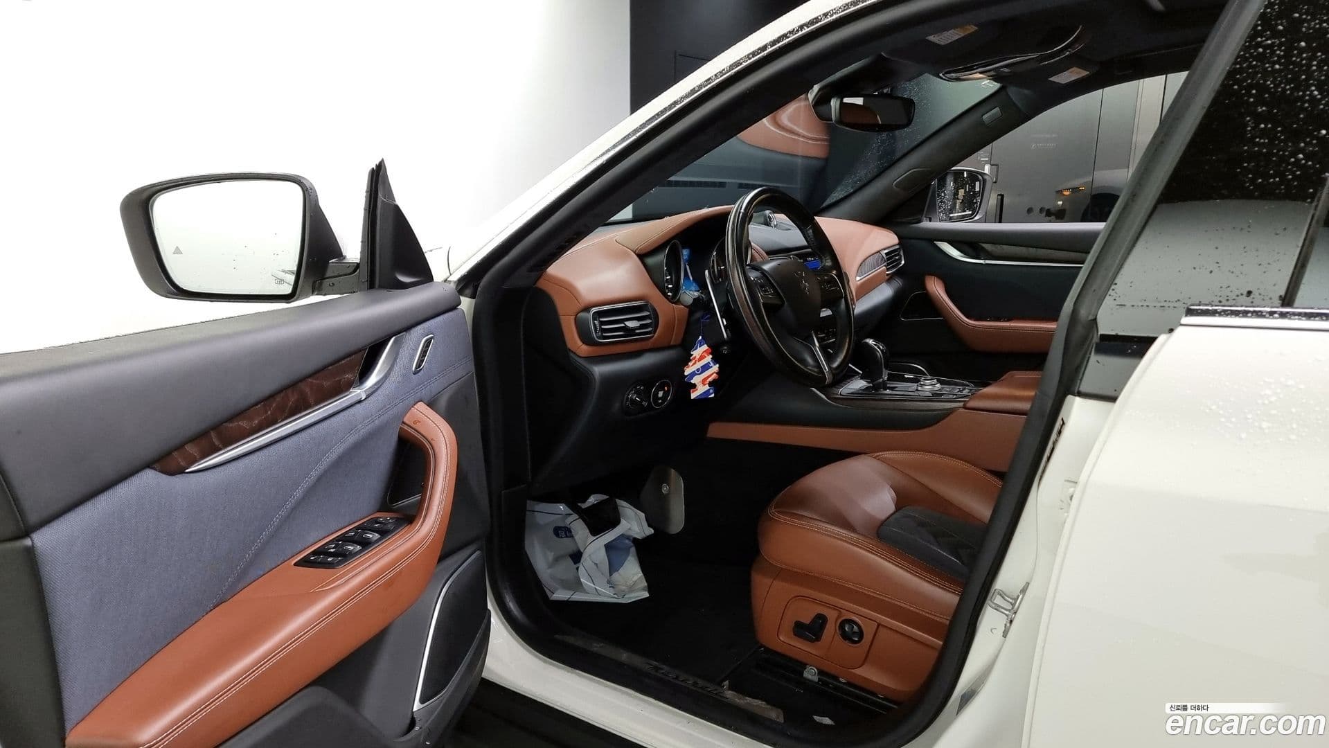 Main__Slider__Photo:Levante Maserati 2018.0-9