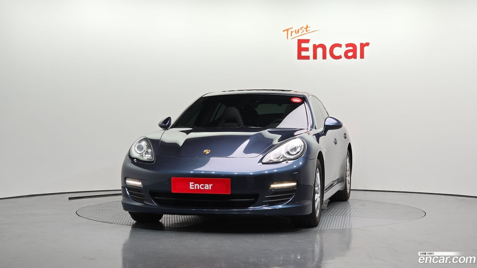 Main__Slider__Photo:Panamera Porsche 2010.6-2