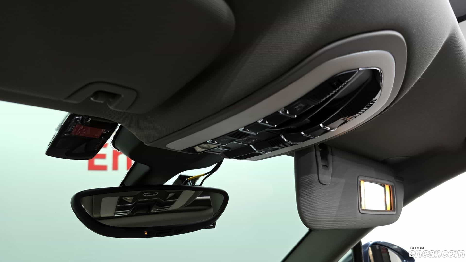 Panamera Porsche 2010.6-OPTION-018