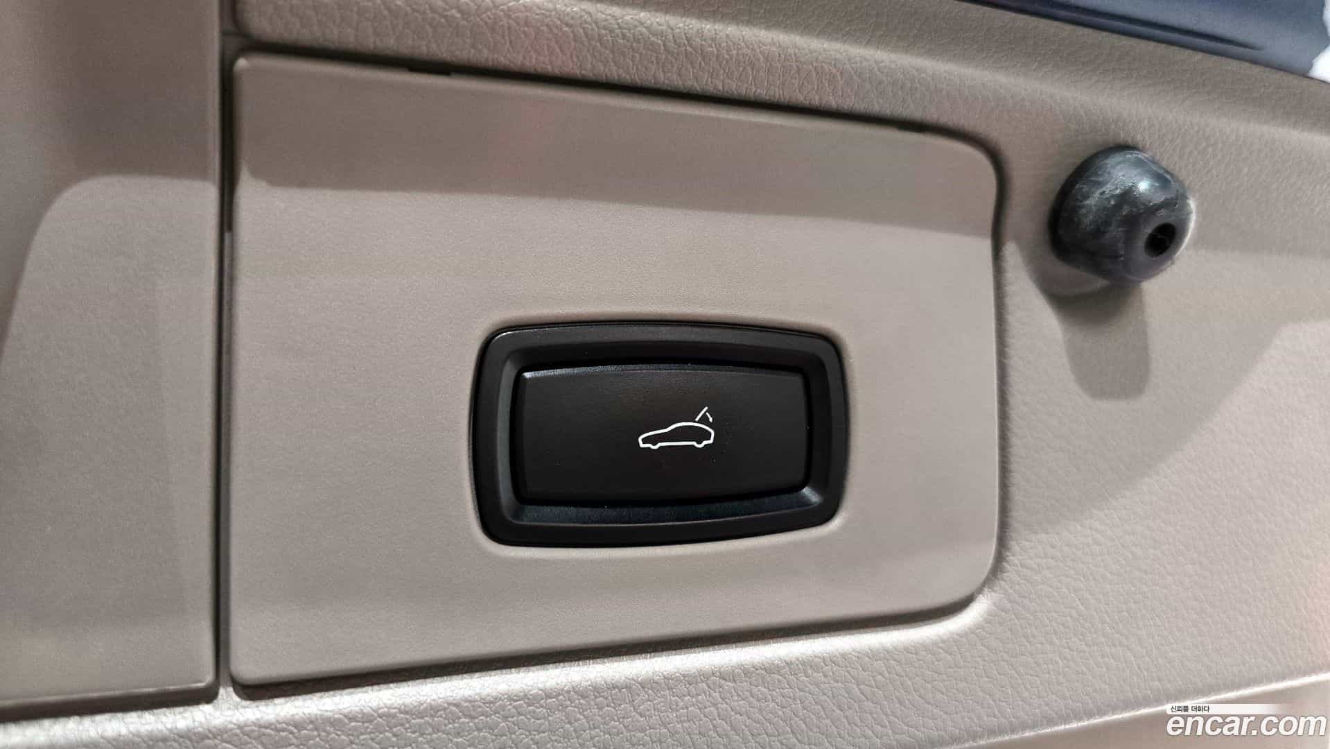 Panamera Porsche 2010.6-OPTION-024