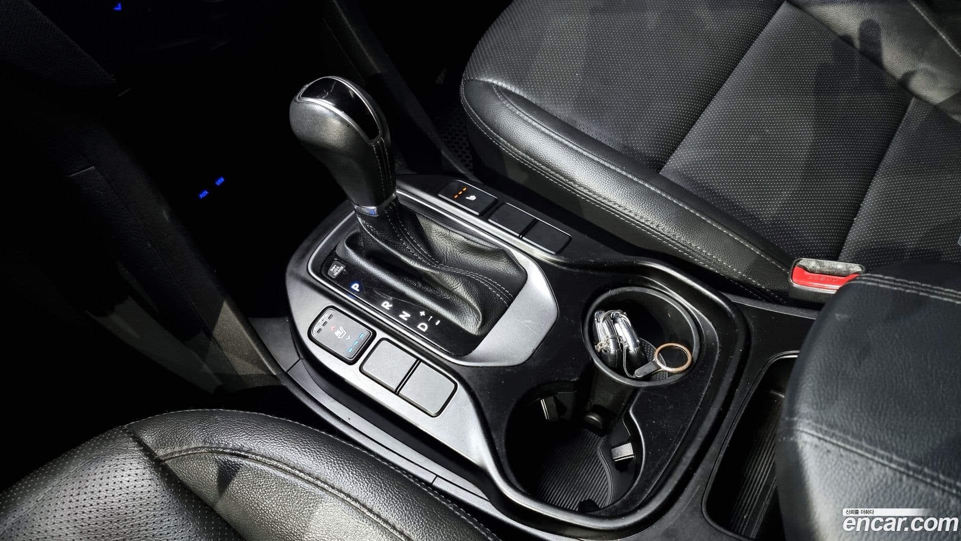 Main__Slider__Photo:Santafe Hyundai 2012.10-8