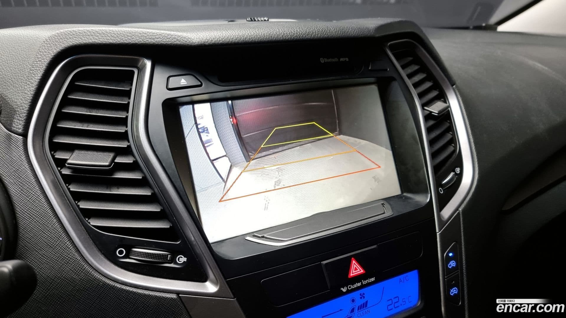 Main__Slider__Photo:Santafe Hyundai 2012.10-15