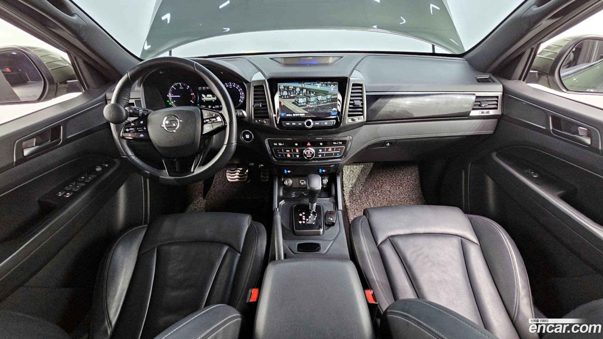 Main__Slider__Photo:Rexton KG_Mobility_Ssangyong 2021.11-6