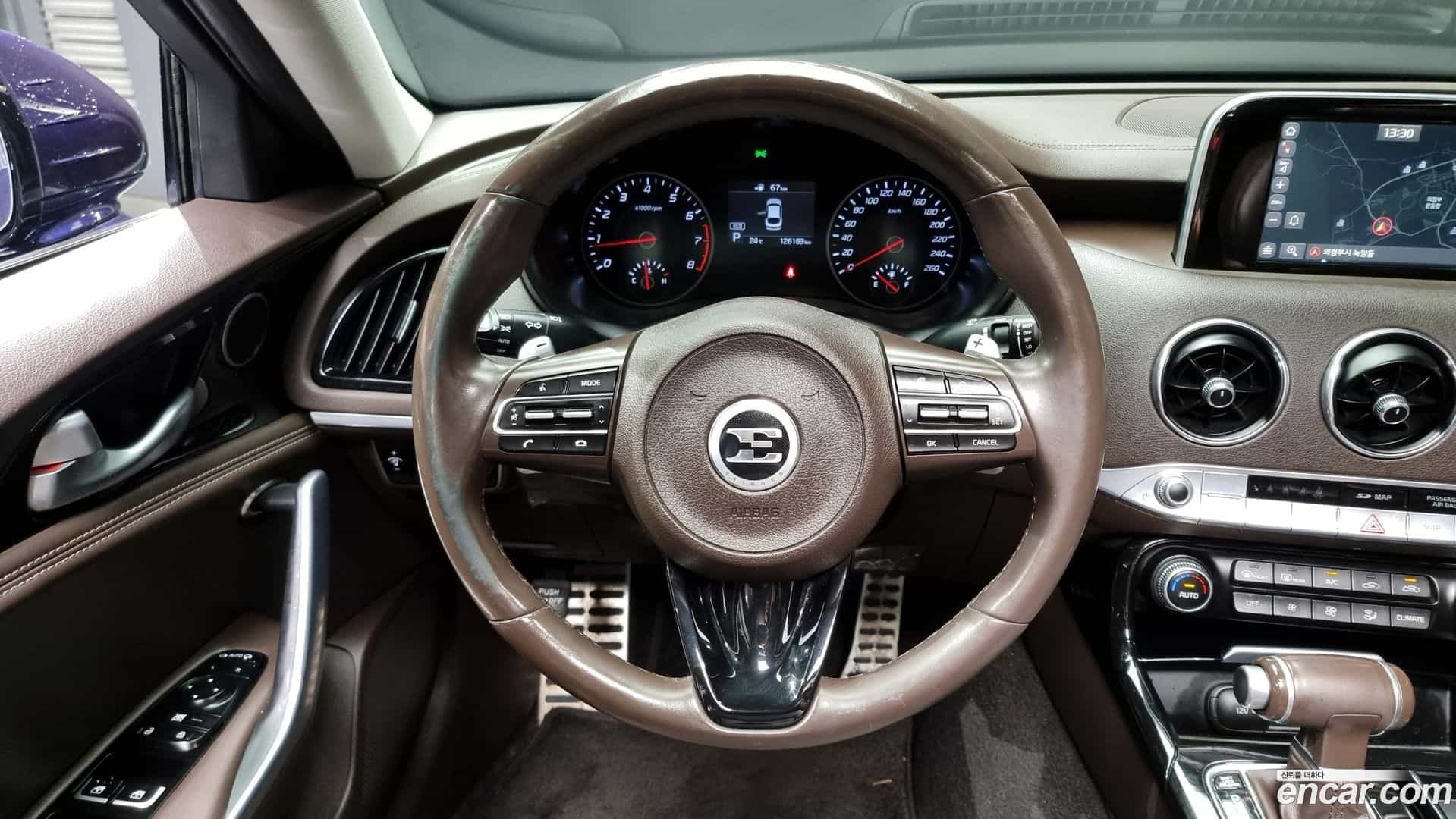 Stinger Kia 2017.8-OPTION-017