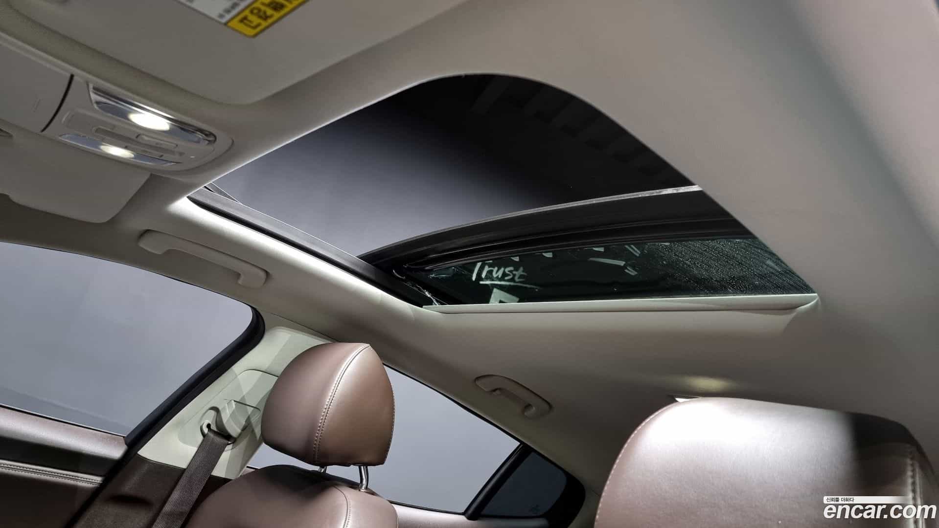 Stinger Kia 2017.8-OPTION-023