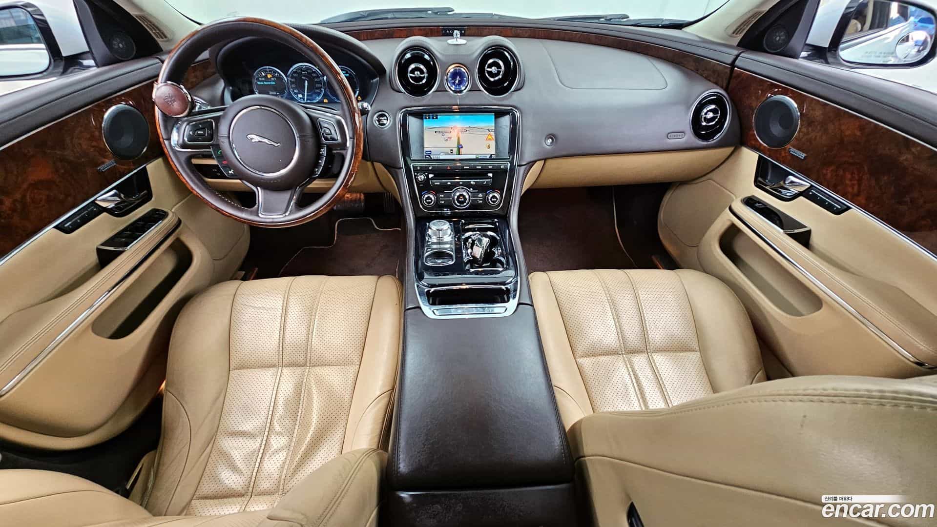 XJ Jaguar 2013.0-INNER-007