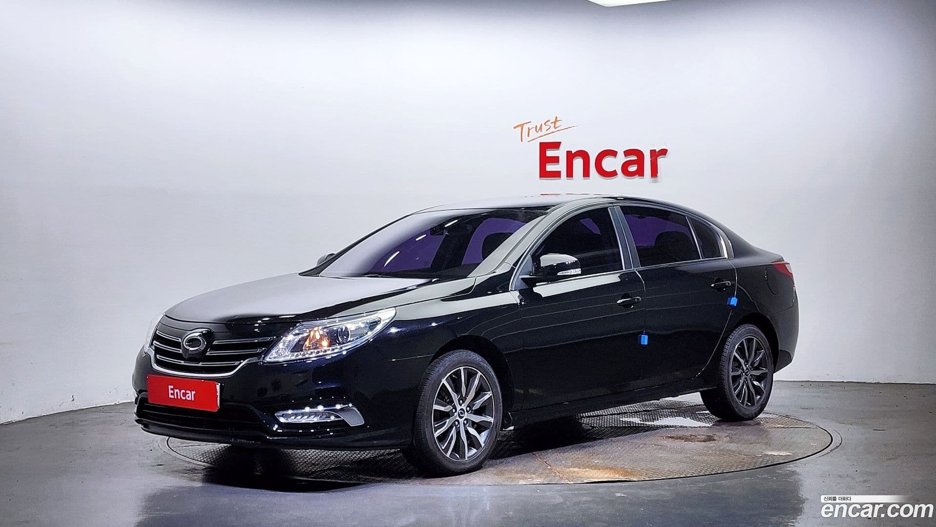 Main__Slider__Photo:SM5 Renault-KoreaSamsung 2015.3-0