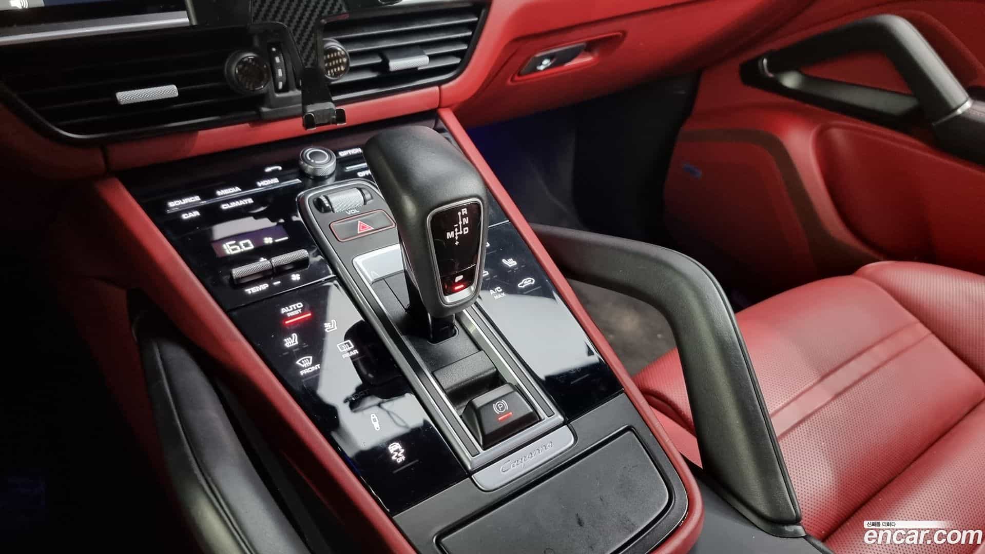 Cayenne Porsche 2019.4-INNER-009
