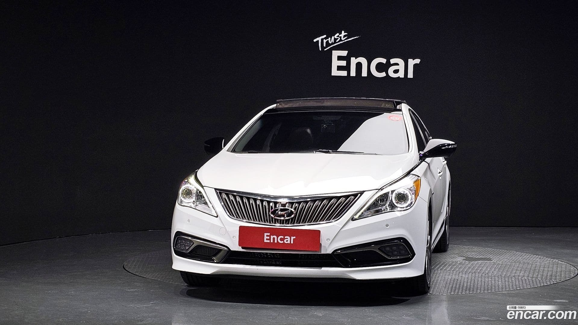 Main__Slider__Photo:Grandeur Hyundai 2014.6-2