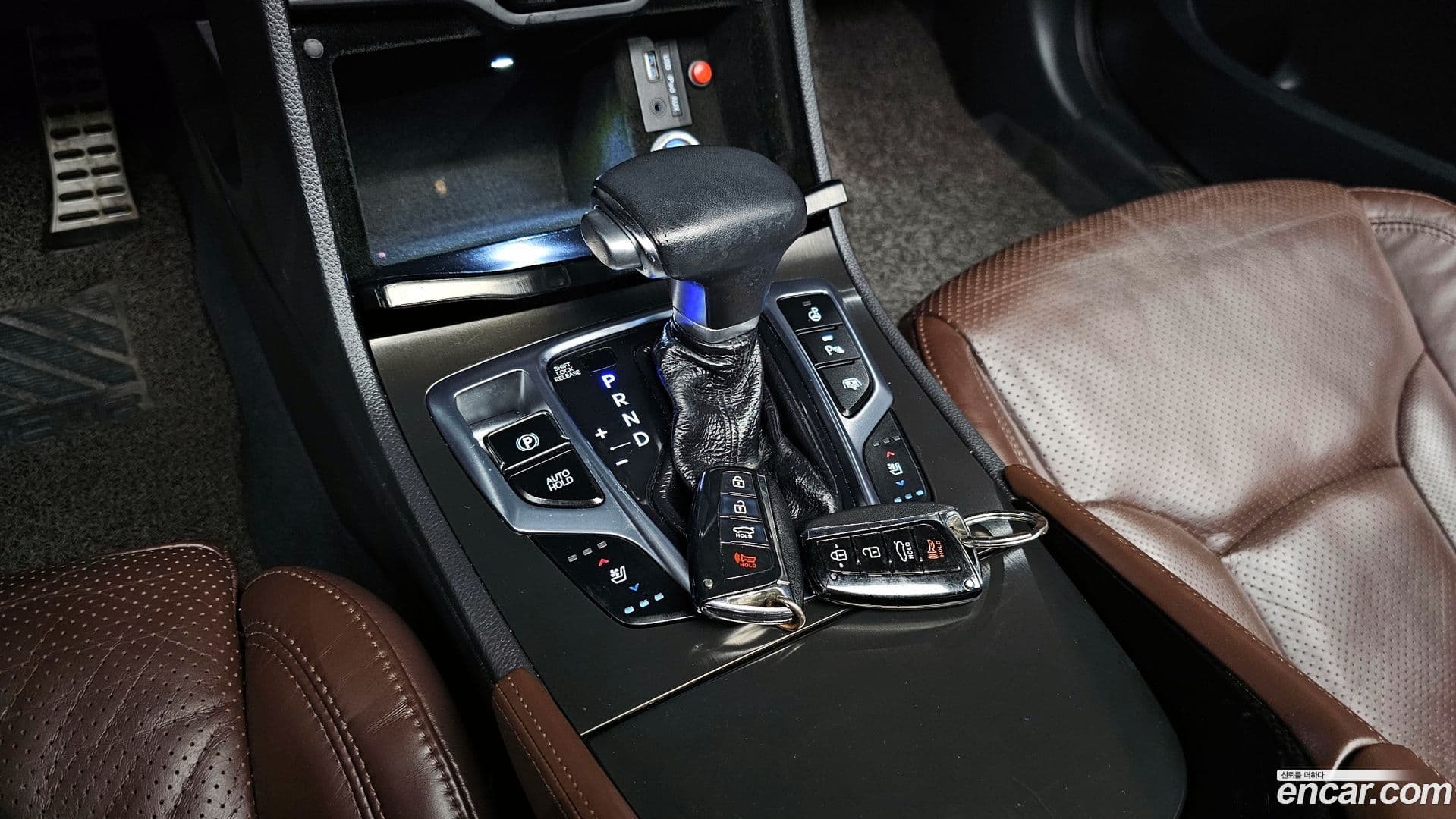 Main__Slider__Photo:Grandeur Hyundai 2014.6-8