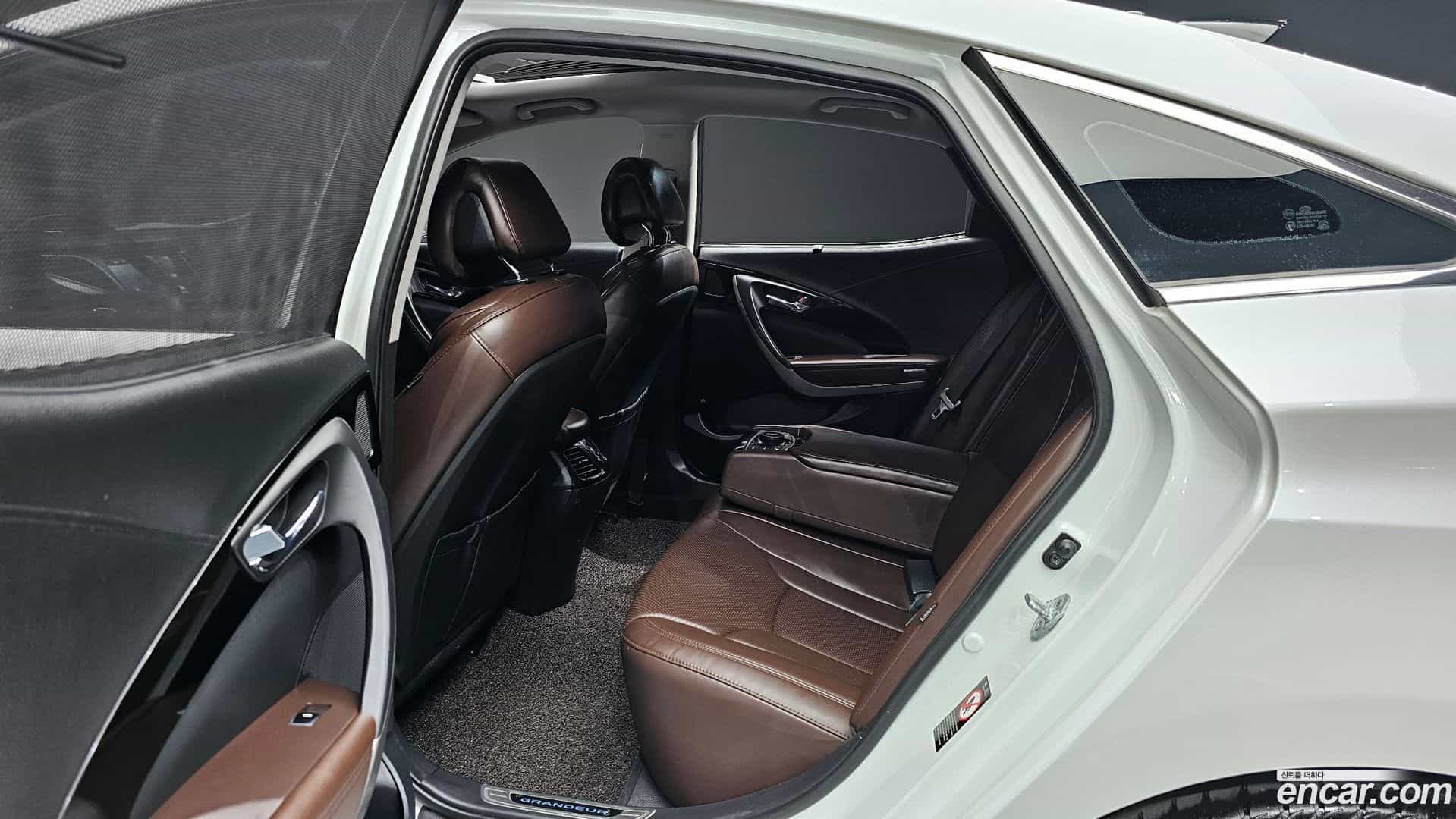 Grandeur Hyundai 2014.6-OPTION-016