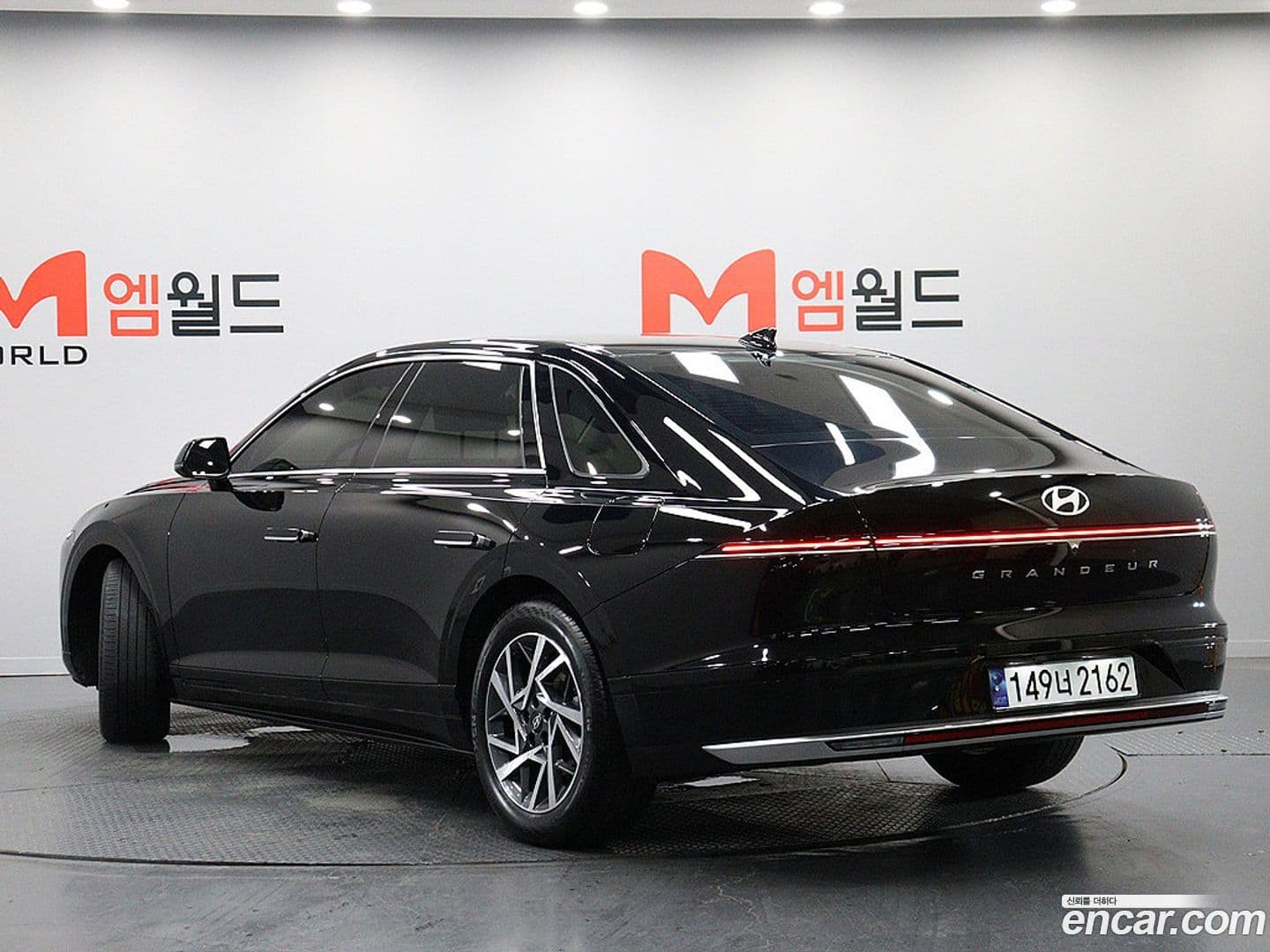 Main__Slider__Photo:Grandeur Hyundai 2023.5-3