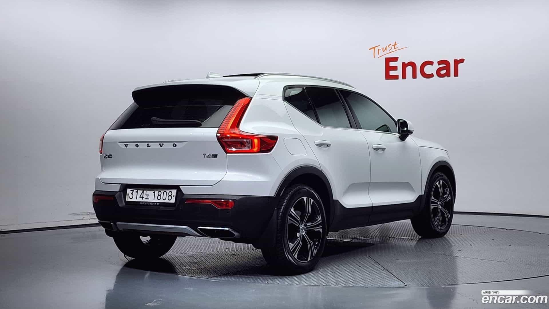 XC40 Volvo 2019.9-OUTER-002