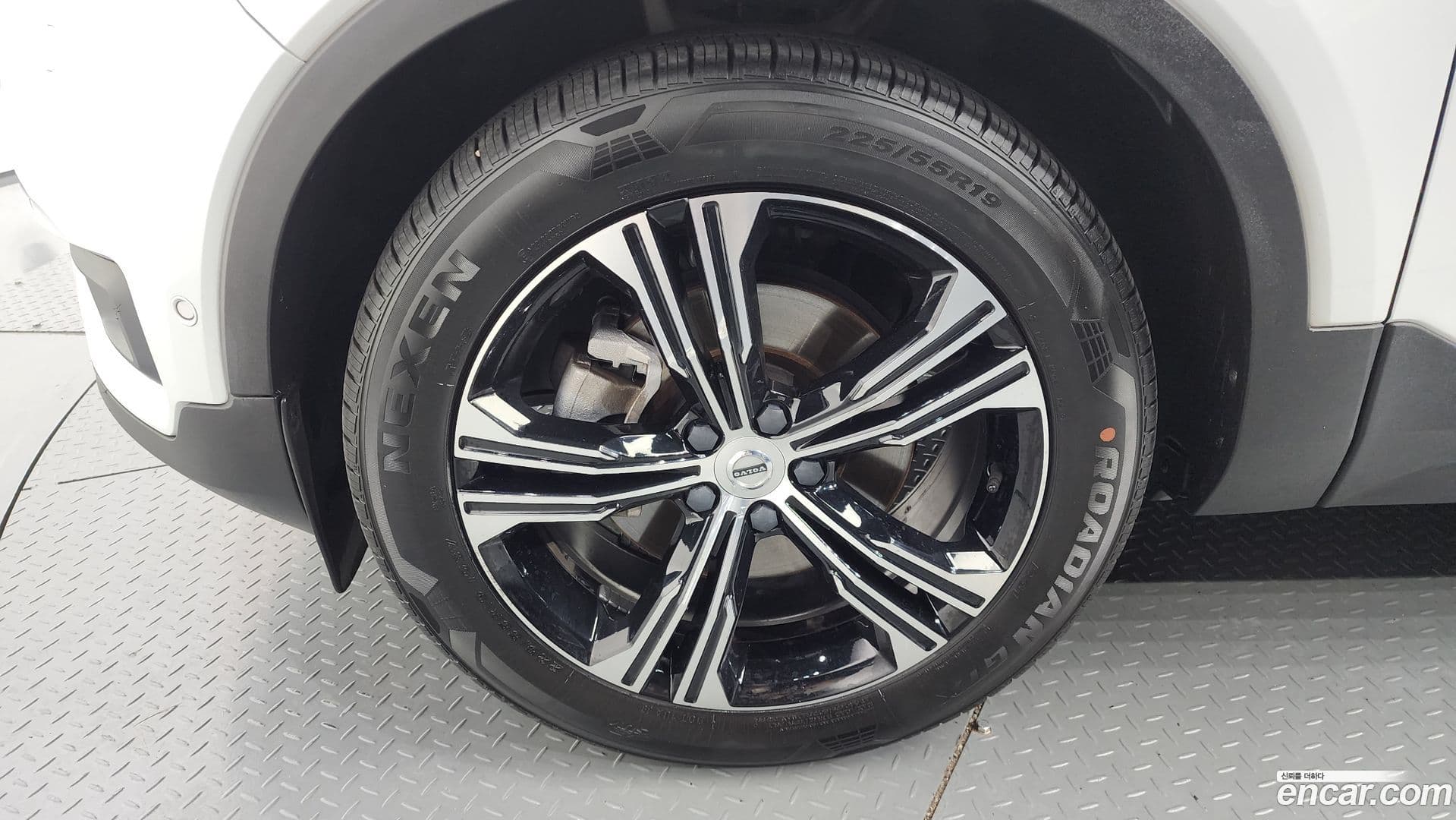 Main__Slider__Photo:XC40 Volvo 2019.9-4