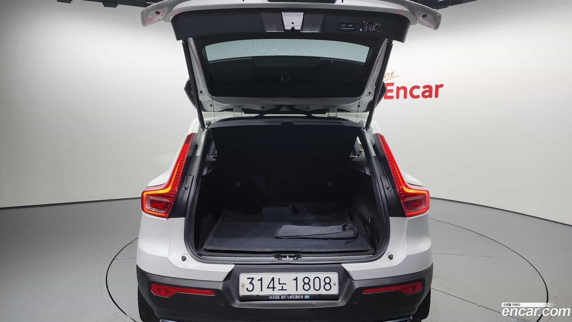 XC40 Volvo 2019.9-OPTION-024