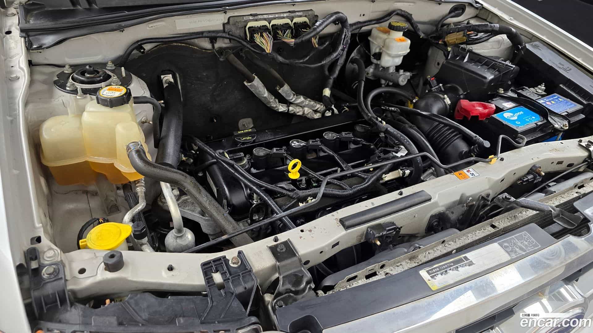 Escape Ford 2009.3-INNER-006