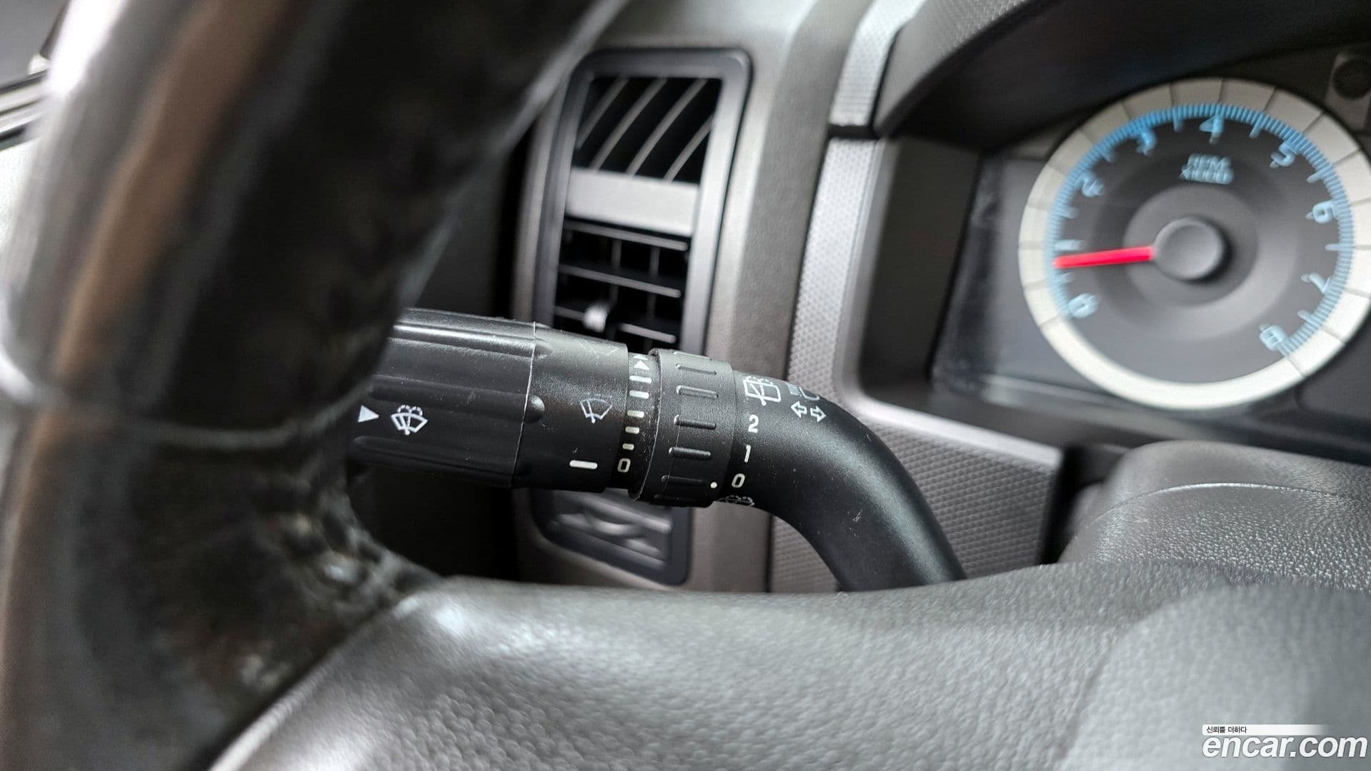 Main__Slider__Photo:Escape Ford 2009.3-16