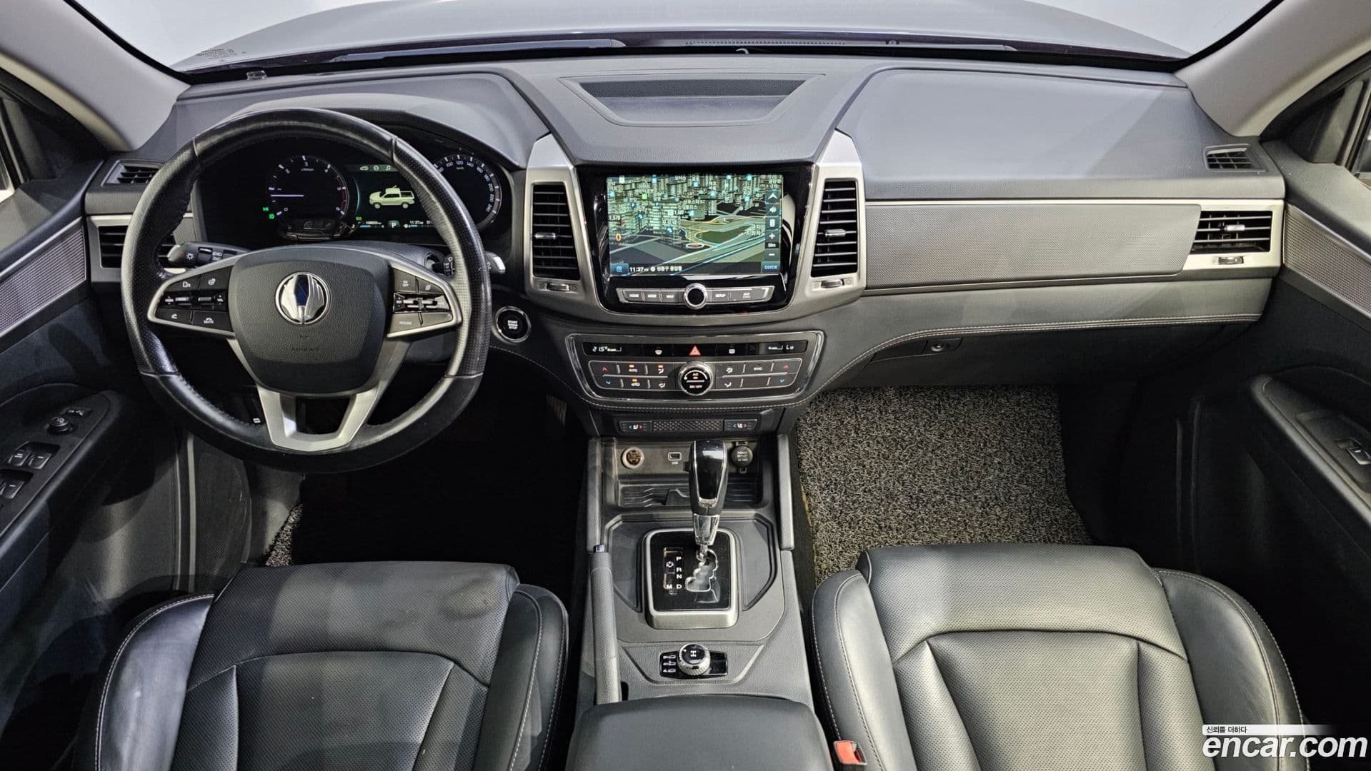 Main__Slider__Photo:Rexton KG_Mobility_Ssangyong 2018.9-6