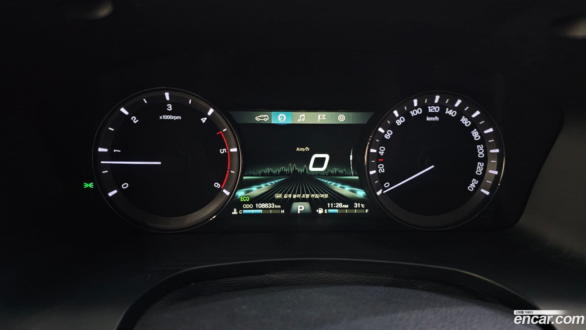 Main__Slider__Photo:Rexton KG_Mobility_Ssangyong 2018.9-7