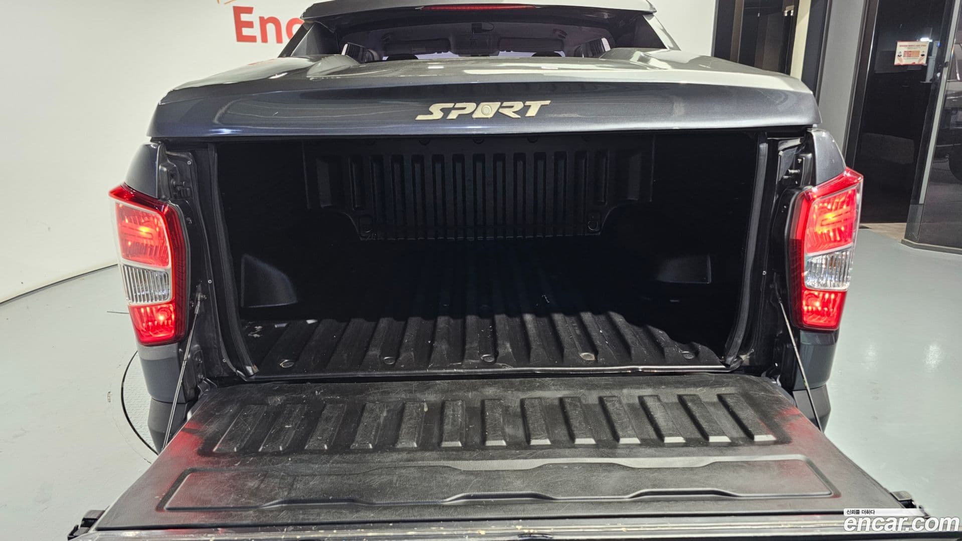 Main__Slider__Photo:Rexton KG_Mobility_Ssangyong 2018.9-19