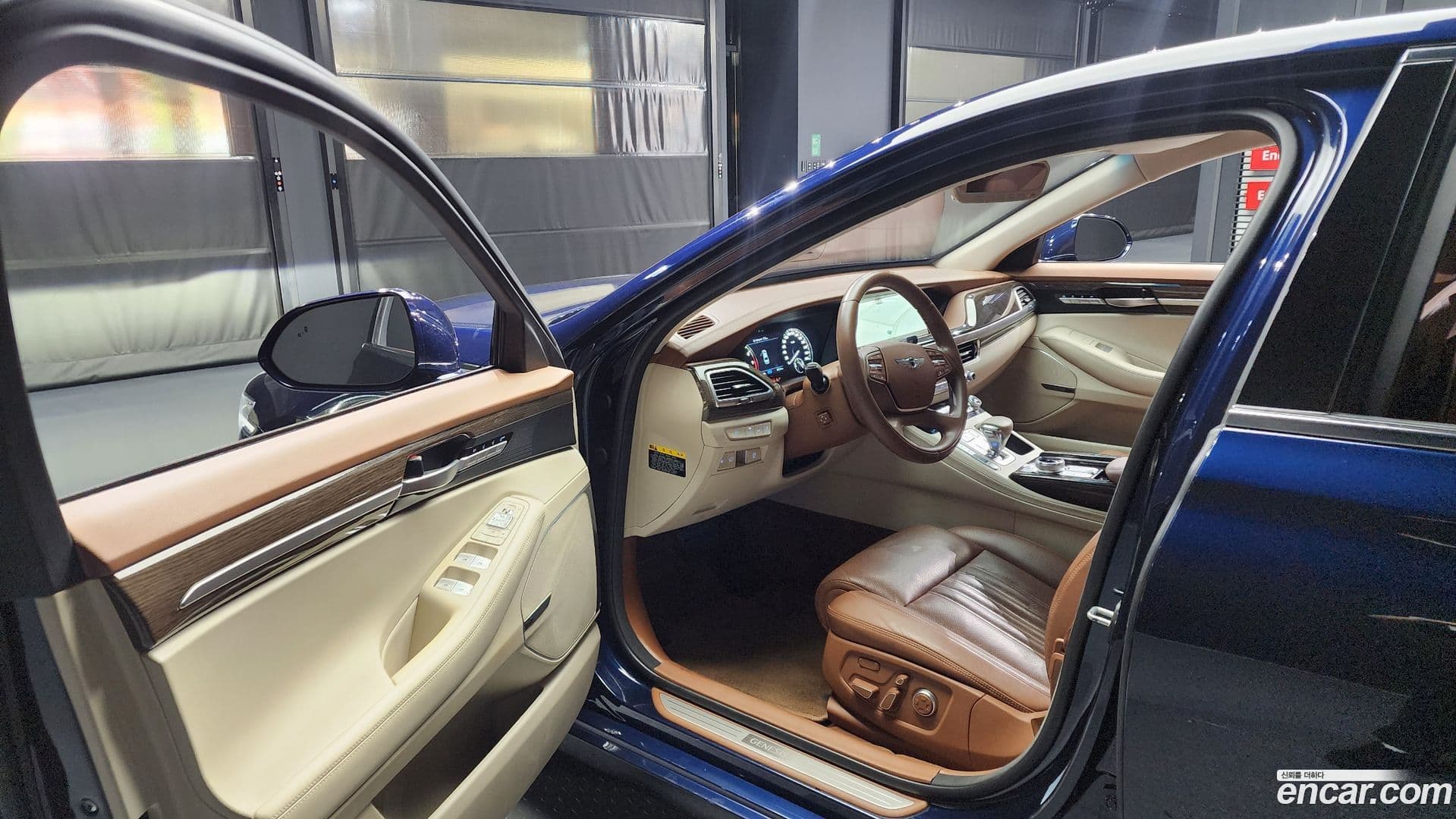 Main__Slider__Photo:G90 Genesis 2020.7-9