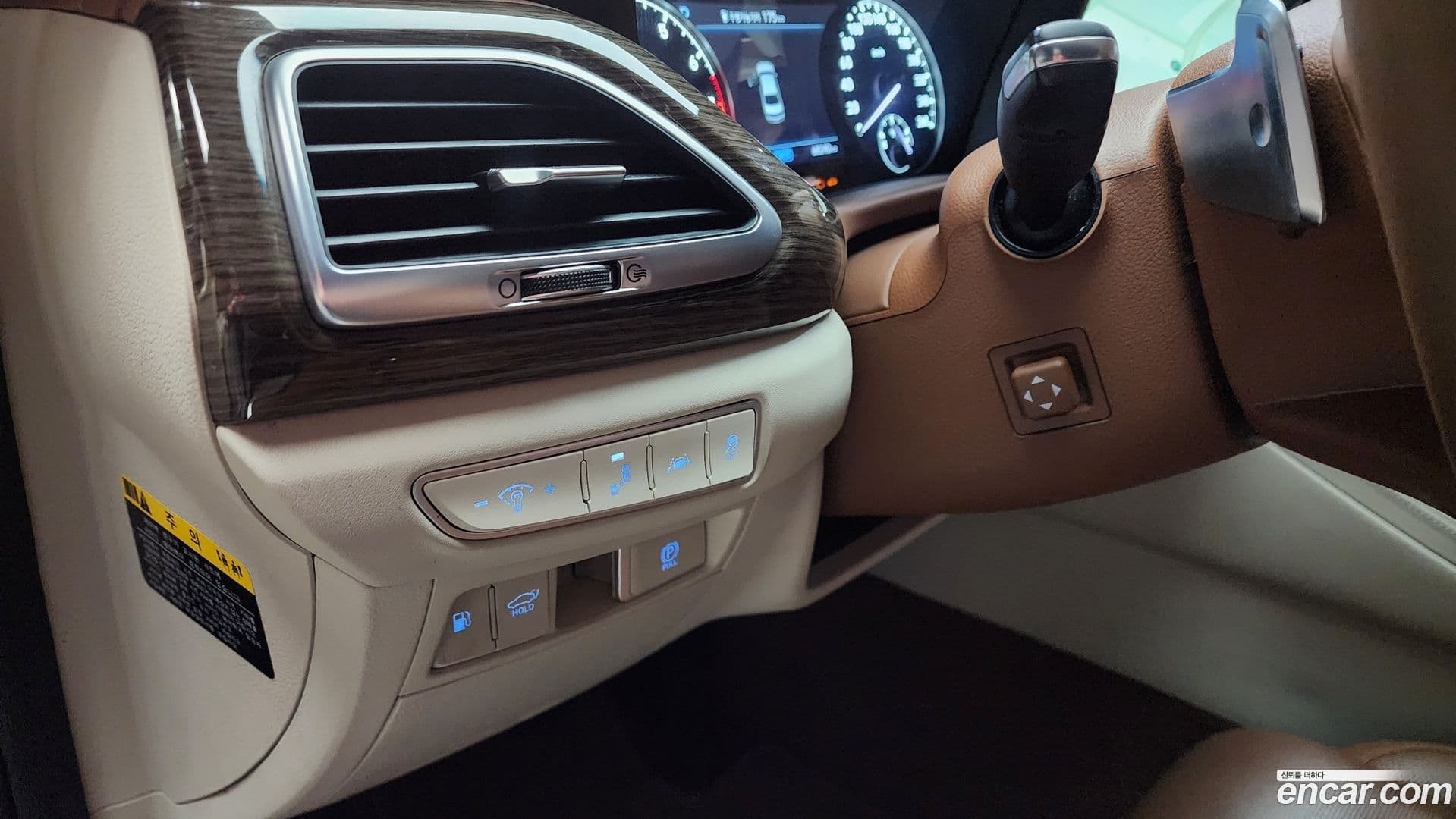 Main__Slider__Photo:G90 Genesis 2020.7-17