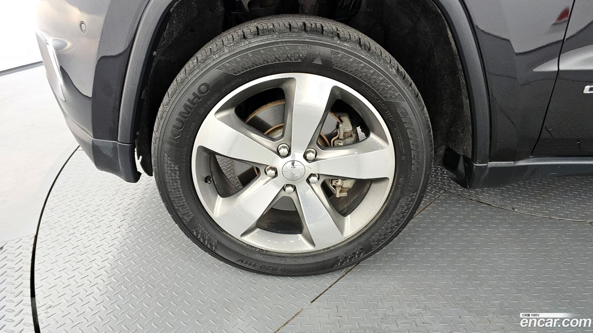 Main__Slider__Photo:Cherokee Jeep 2015.11-4