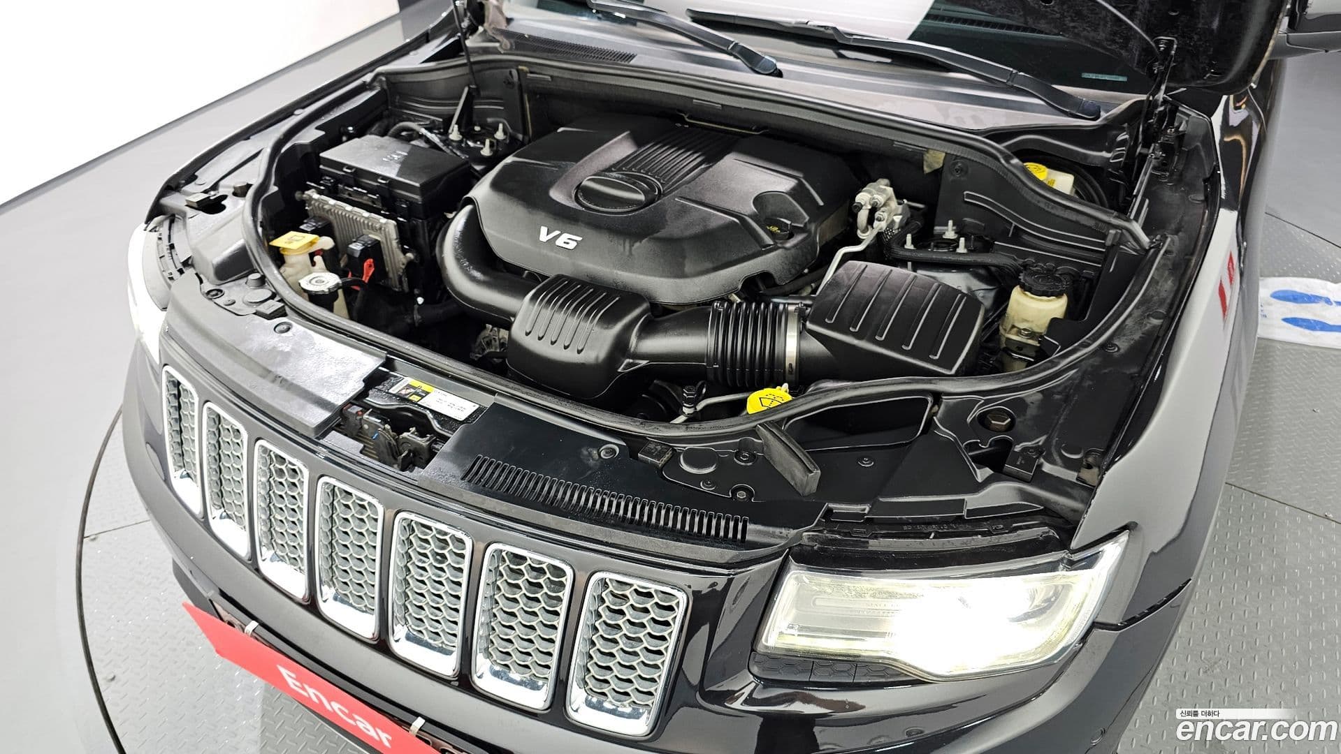 Main__Slider__Photo:Cherokee Jeep 2015.11-5