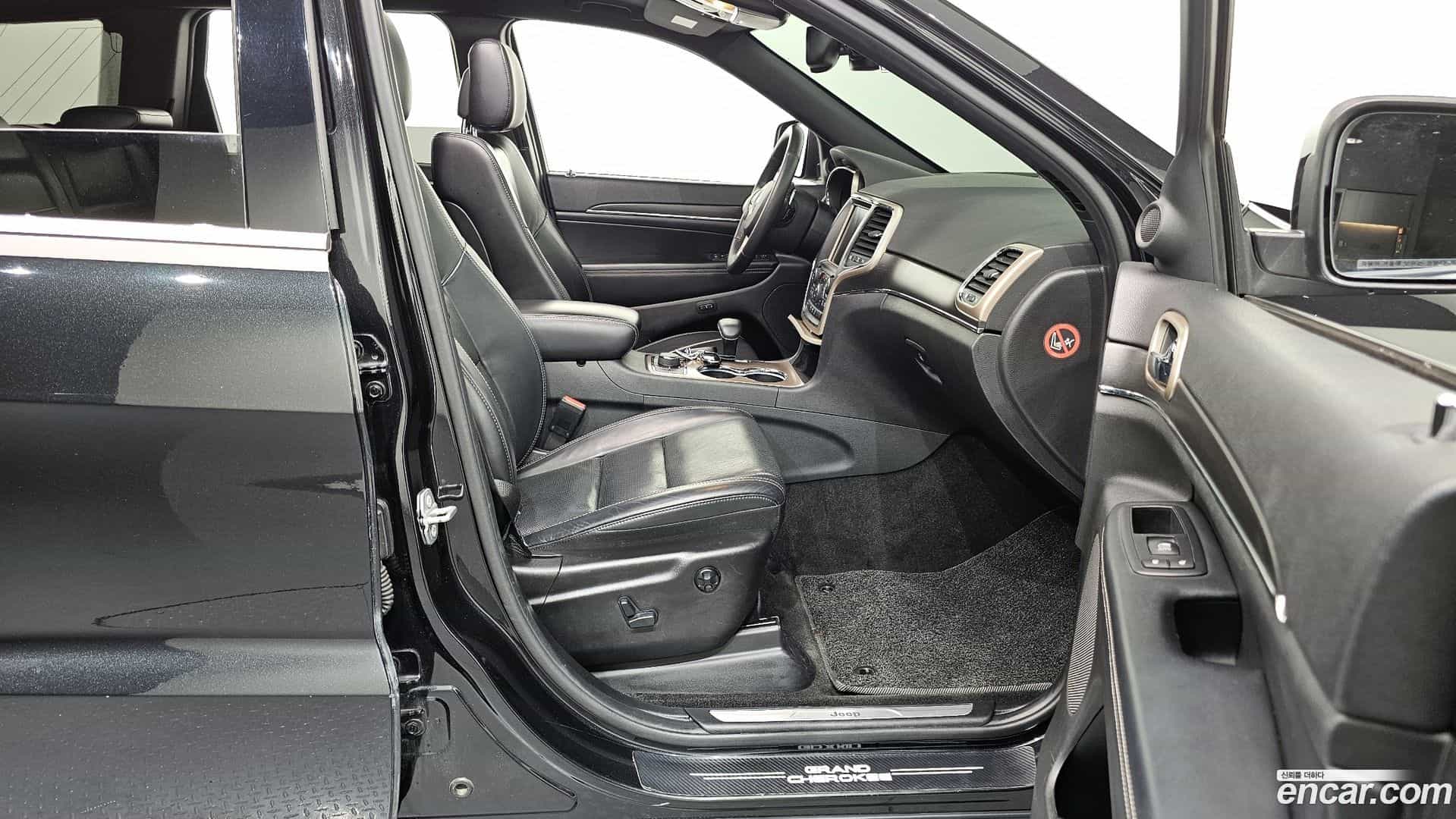 Cherokee Jeep 2015.11-OPTION-015