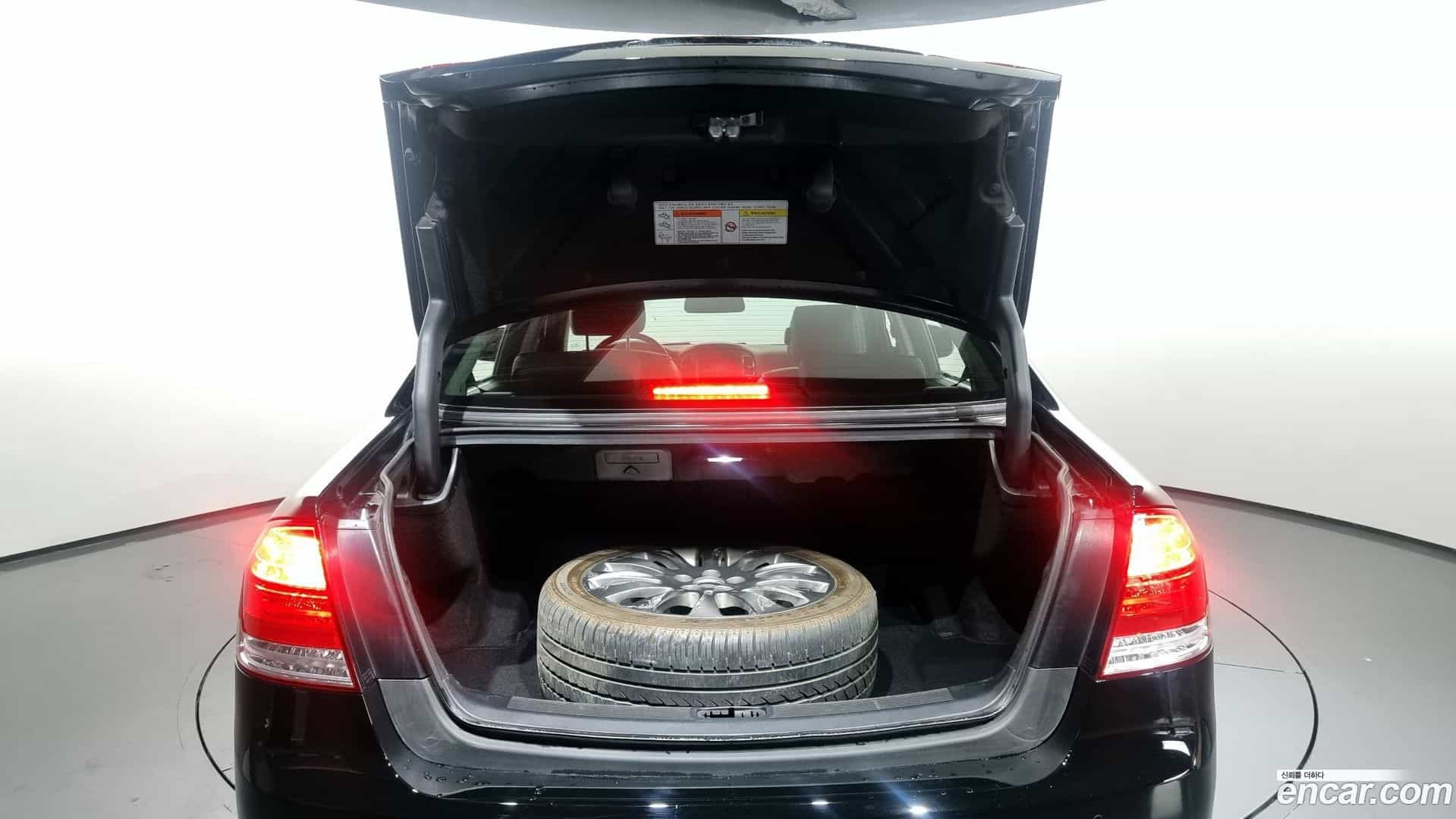 Chairman KG_Mobility_Ssangyong 2012.2-OPTION-024