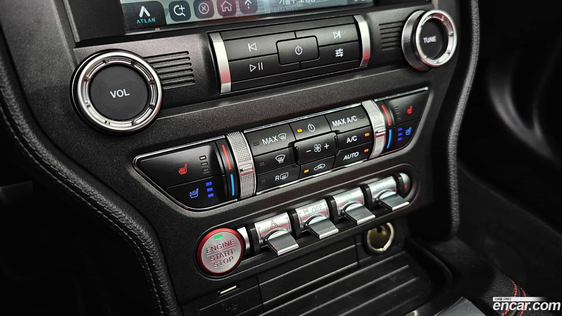 Mustang Ford 2019.0-OPTION-023