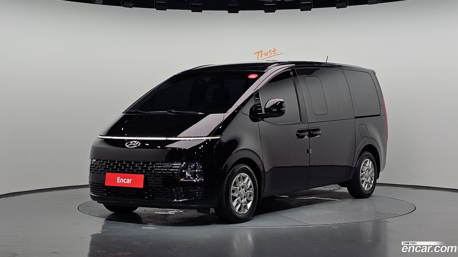 Main__Slider__Photo:Staria Hyundai 2023.2-0