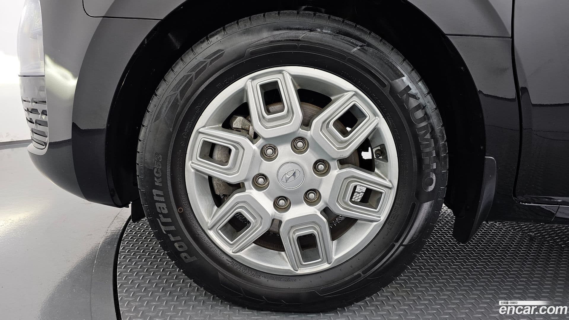 Main__Slider__Photo:Staria Hyundai 2023.2-4