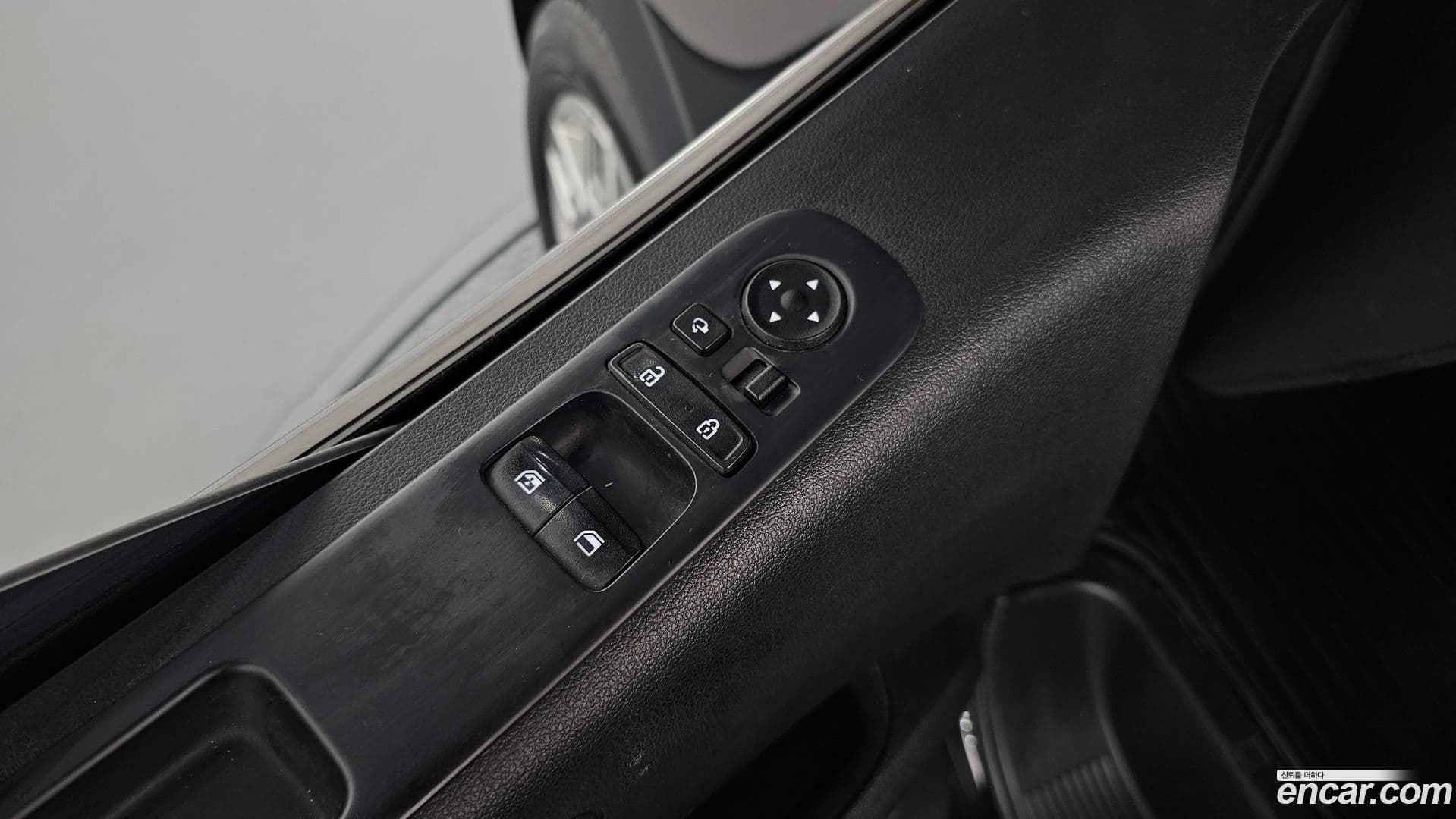 Main__Slider__Photo:Staria Hyundai 2023.2-16