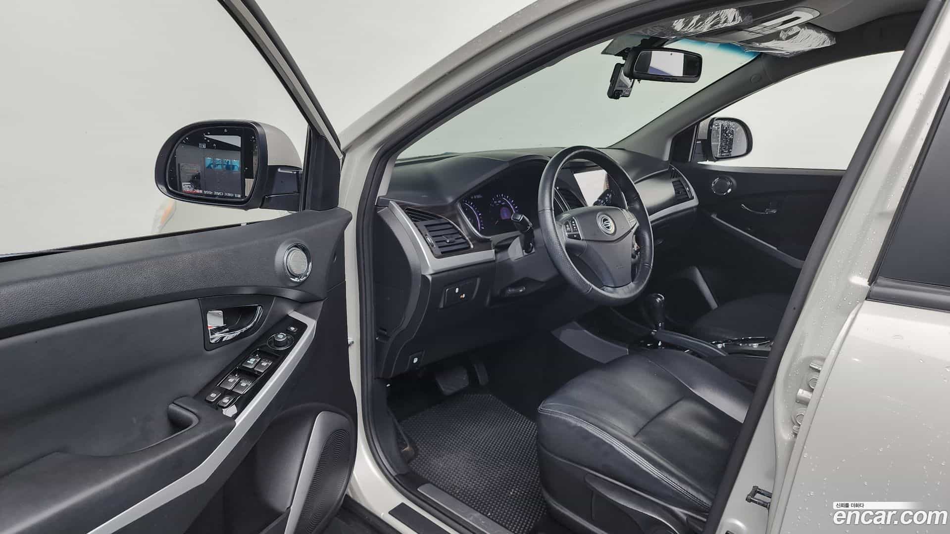 KORANDO KG_Mobility_Ssangyong 2014.3-INNER-010