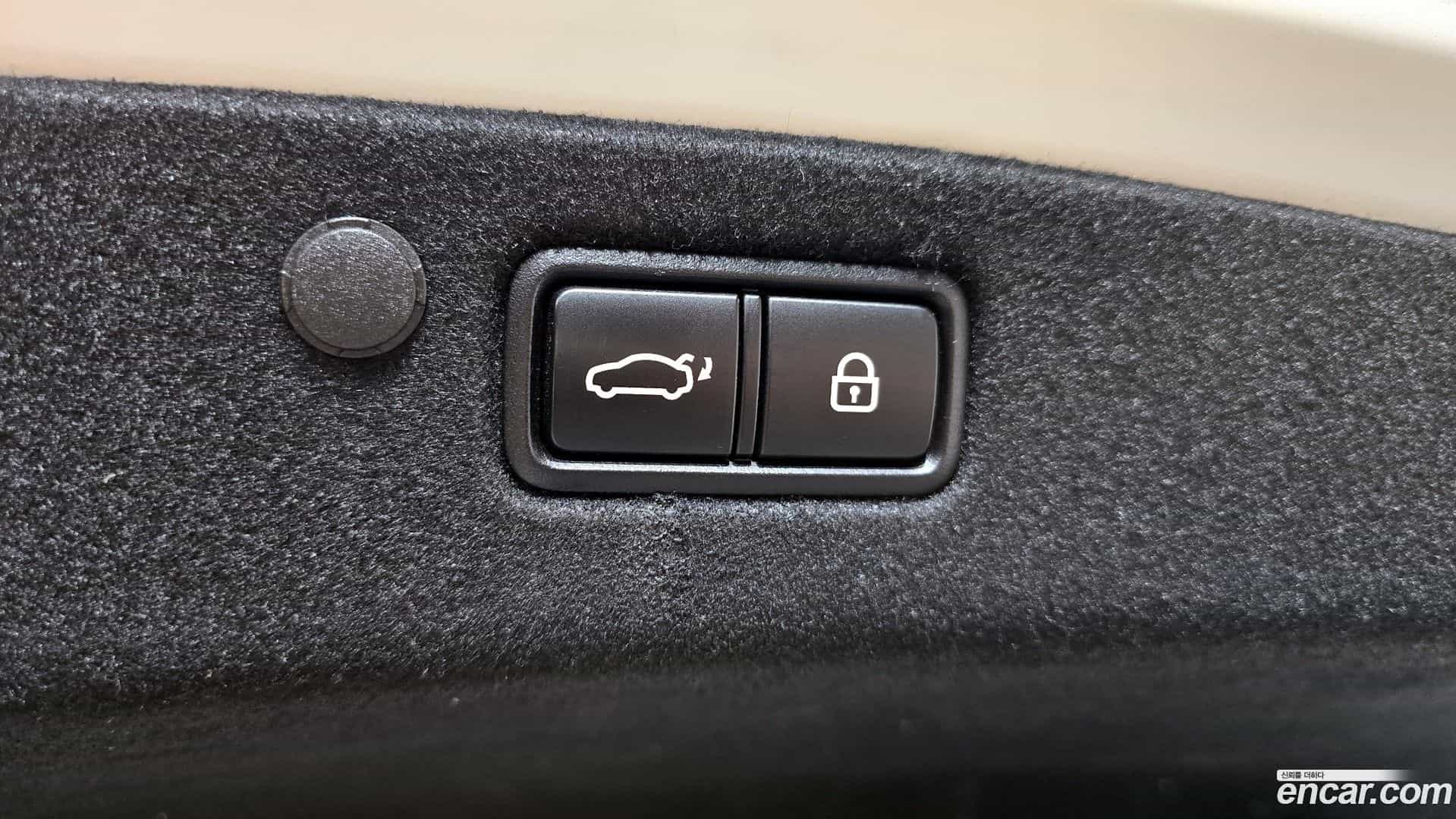 Grandeur Hyundai 2020.8-OPTION-024