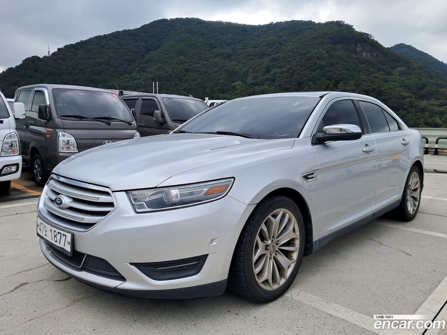 Main__Slider__Photo:Taurus Ford 2014.8-0